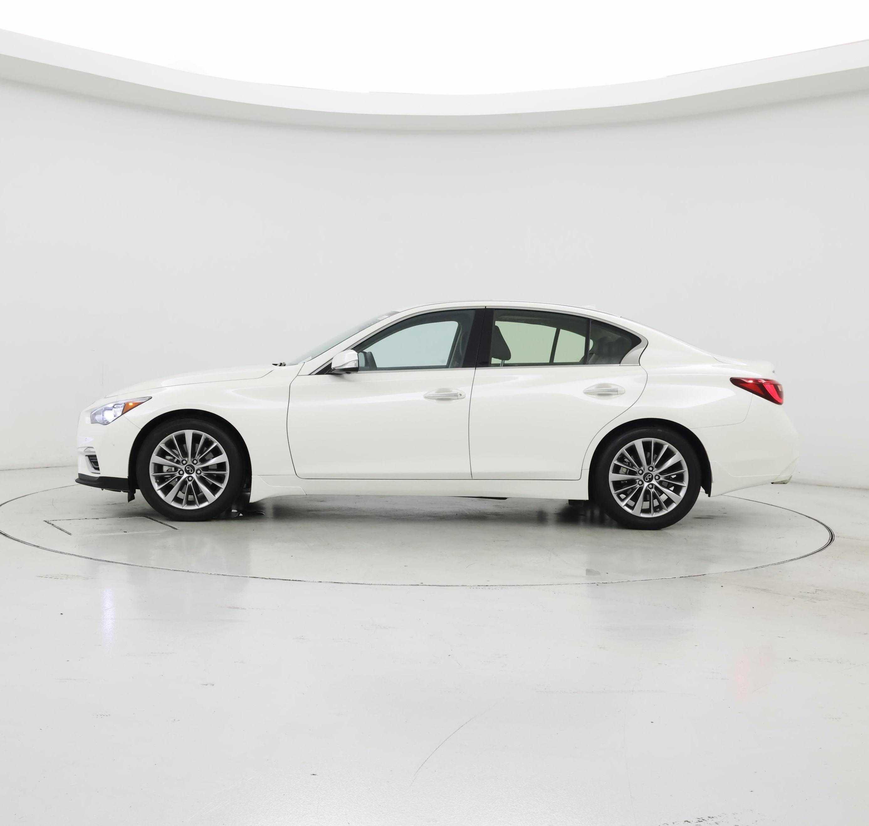 Thumbnail: 2023 INFINITI Q50 - 3