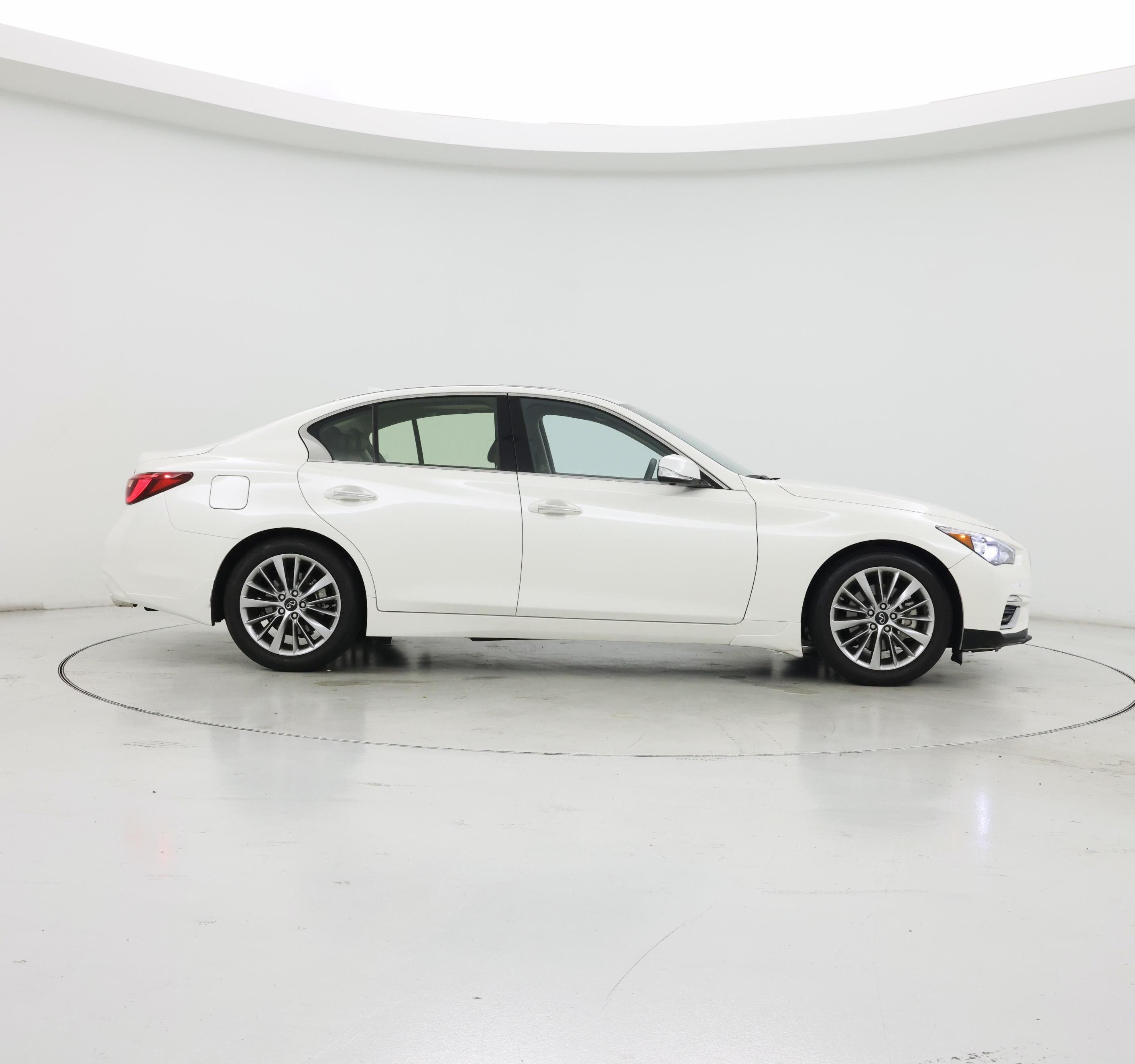 Thumbnail: 2023 INFINITI Q50 - 7