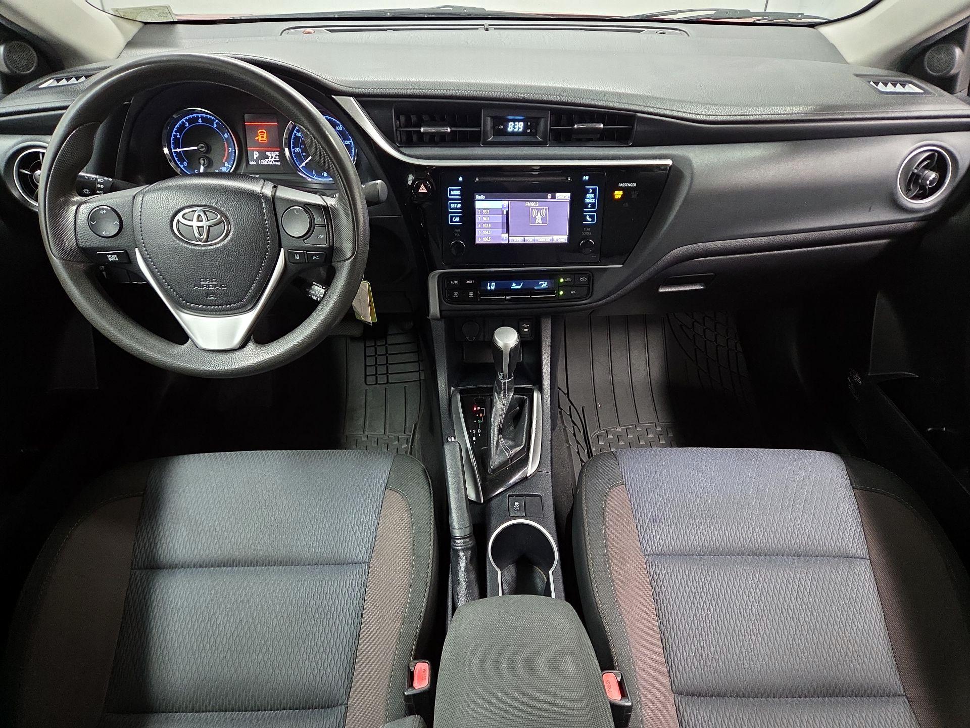 Thumbnail: 2017 Toyota Corolla - 9