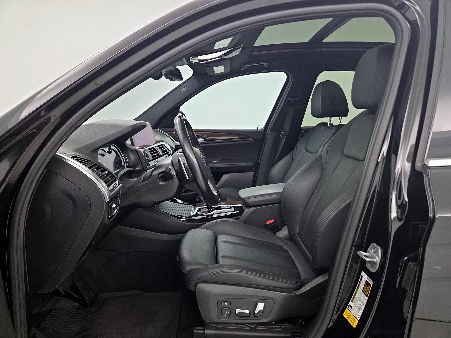 Thumbnail: 2019 BMW X3 - 11