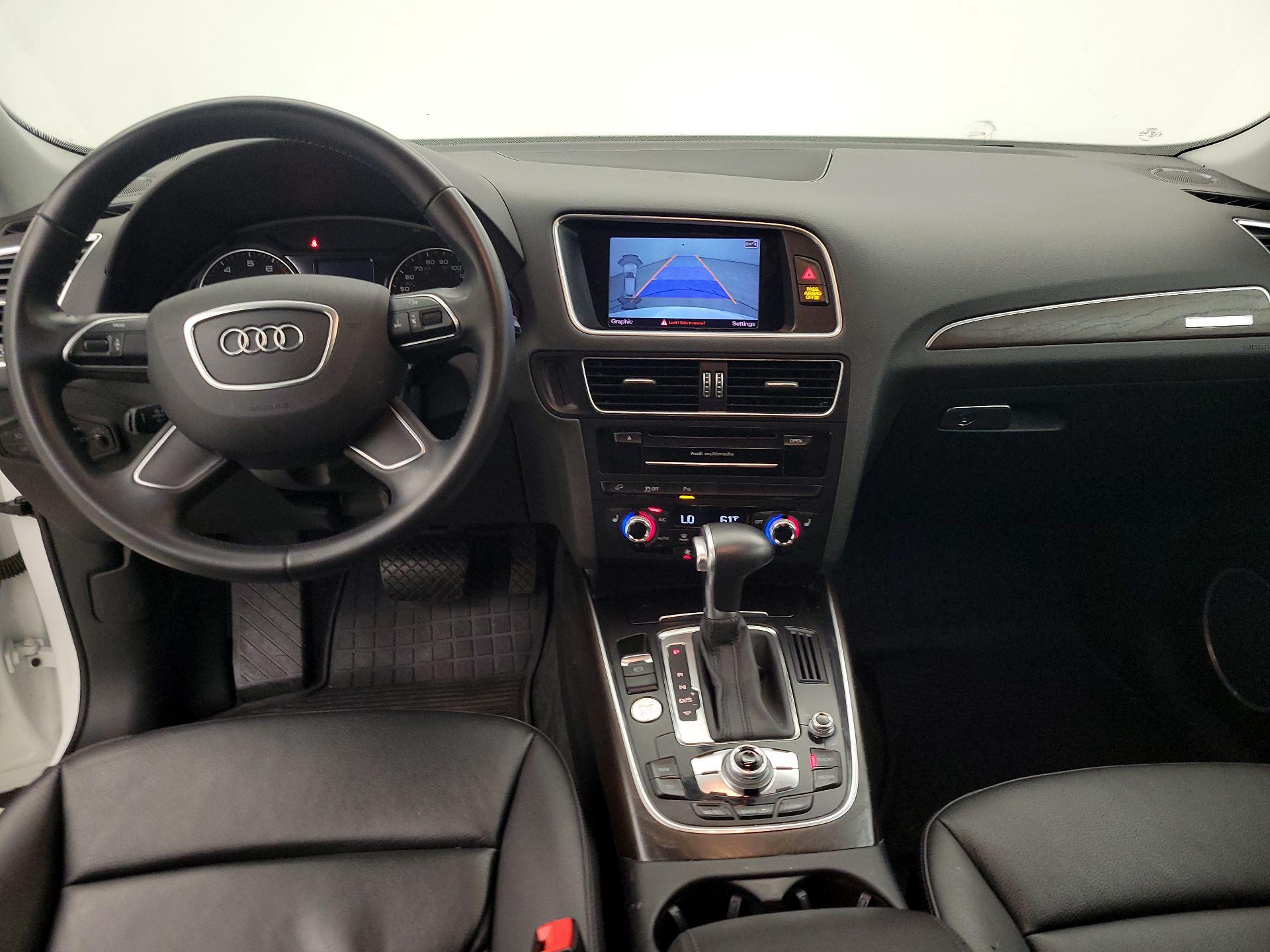 Thumbnail: 2016 Audi Q5 - 9