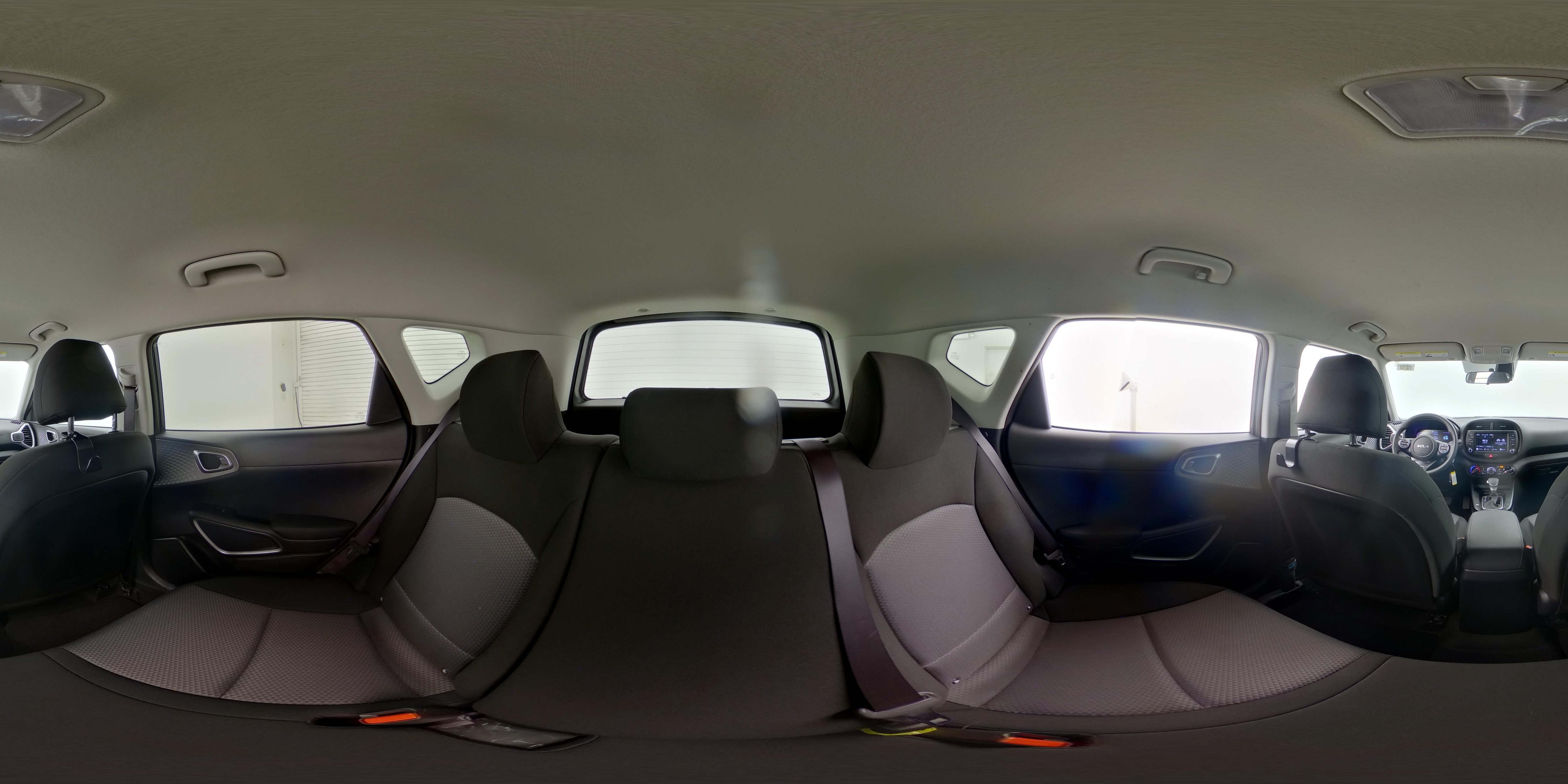 2023 Kia Soul LX - Photo 25