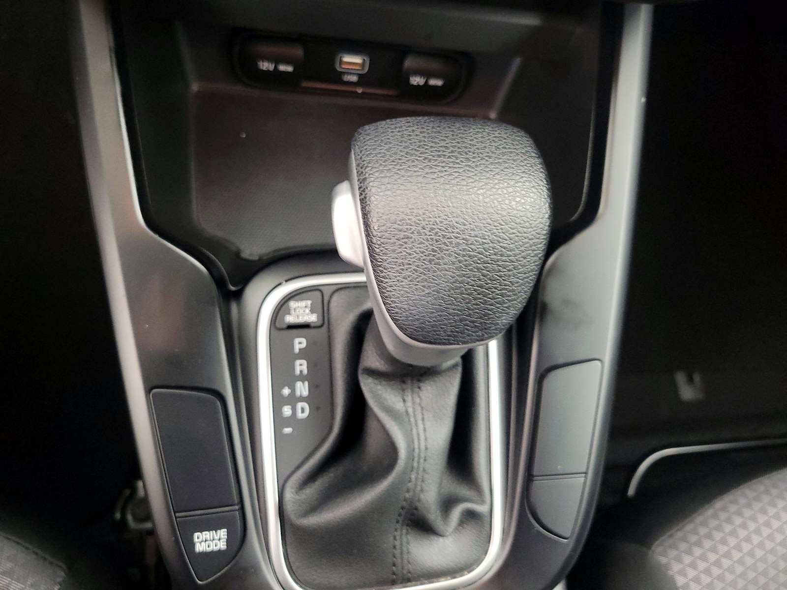 2023 Kia Soul LX - Photo 18