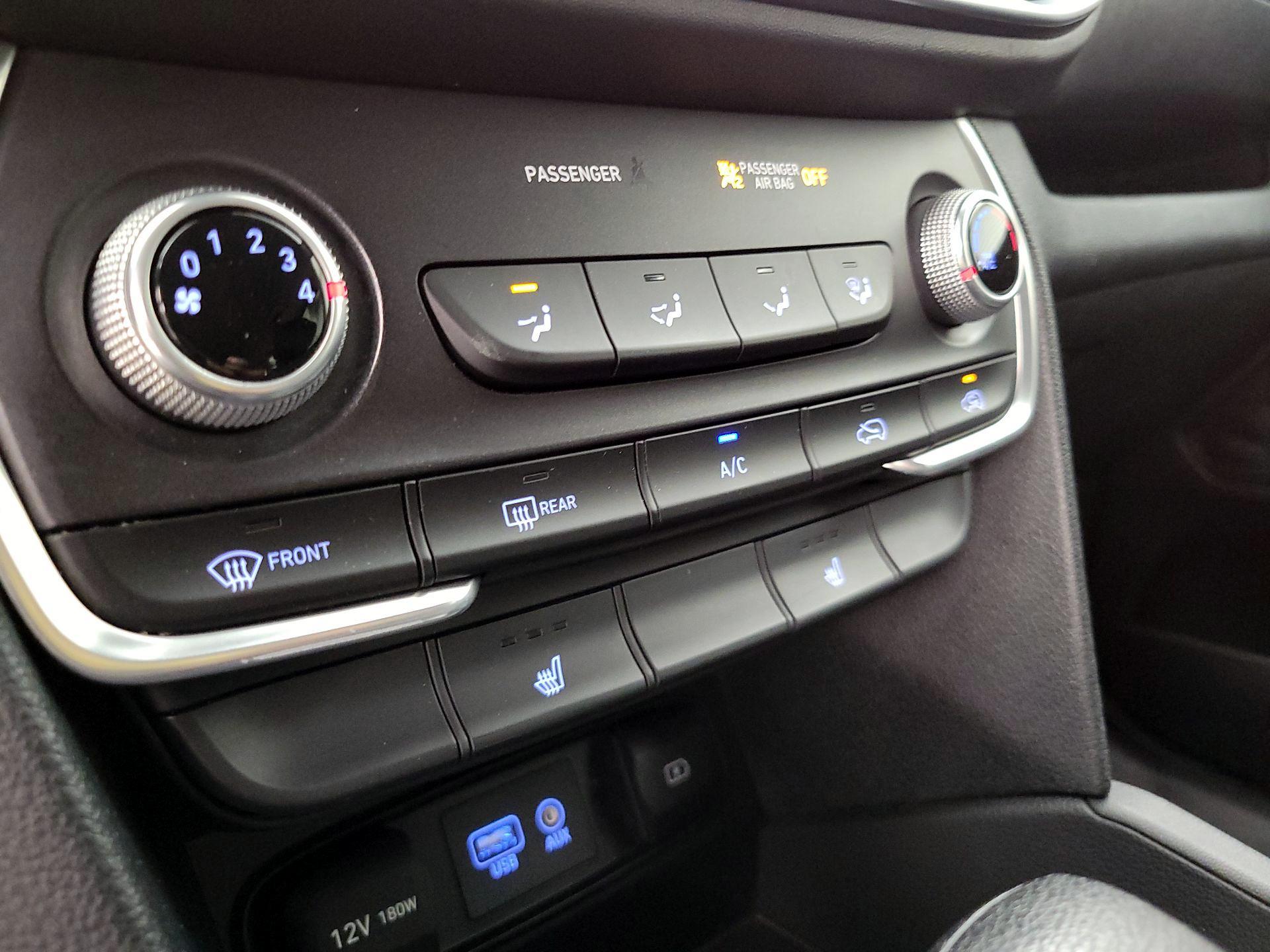 Thumbnail: 2019 Hyundai Santa Fe - 16