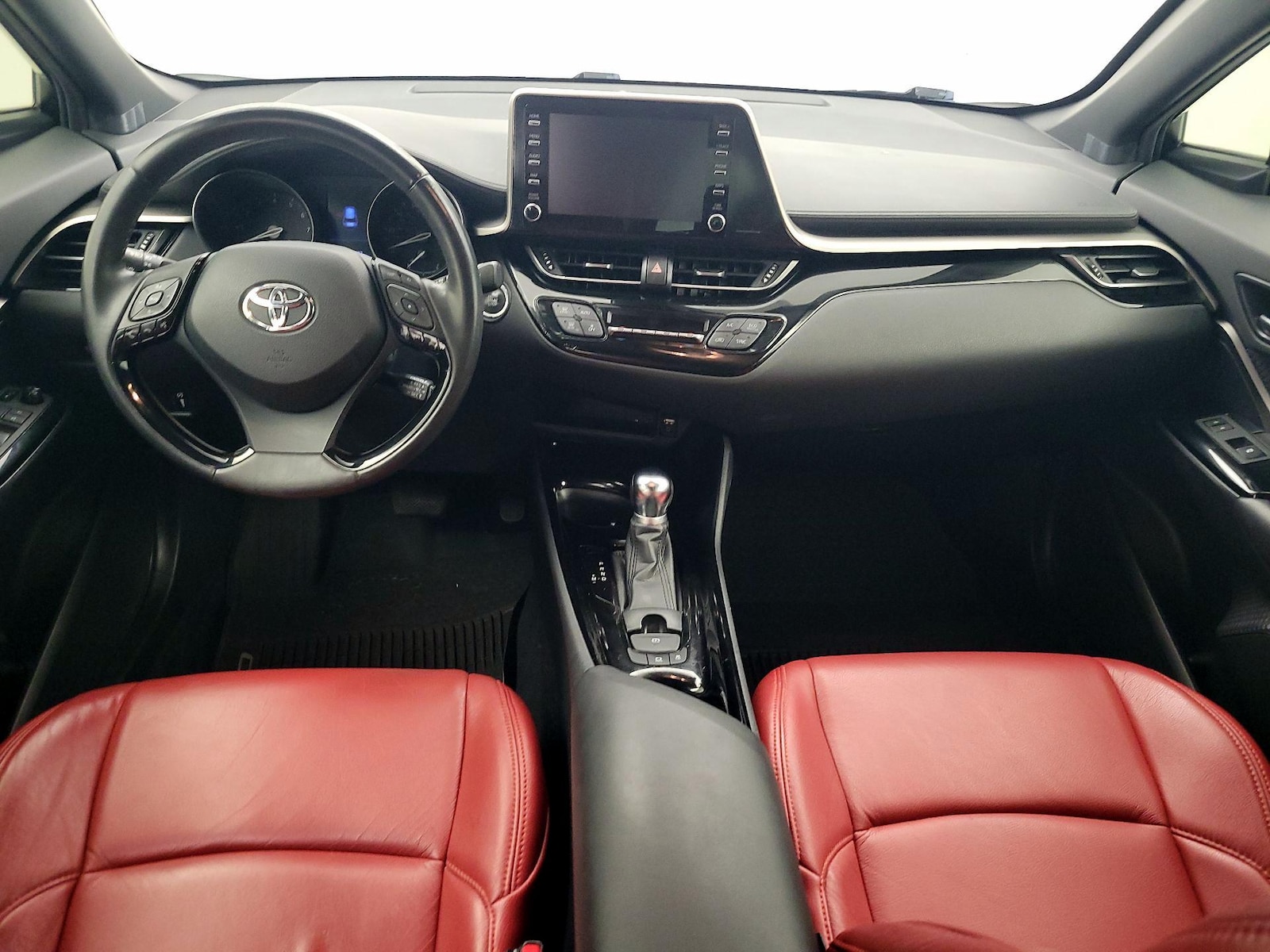 2019 Toyota C-HR XLE - Photo 10