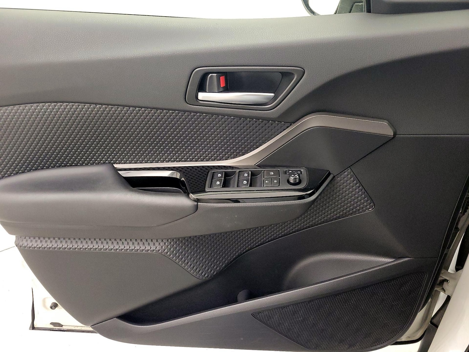 2019 Toyota C-HR XLE - Photo 13