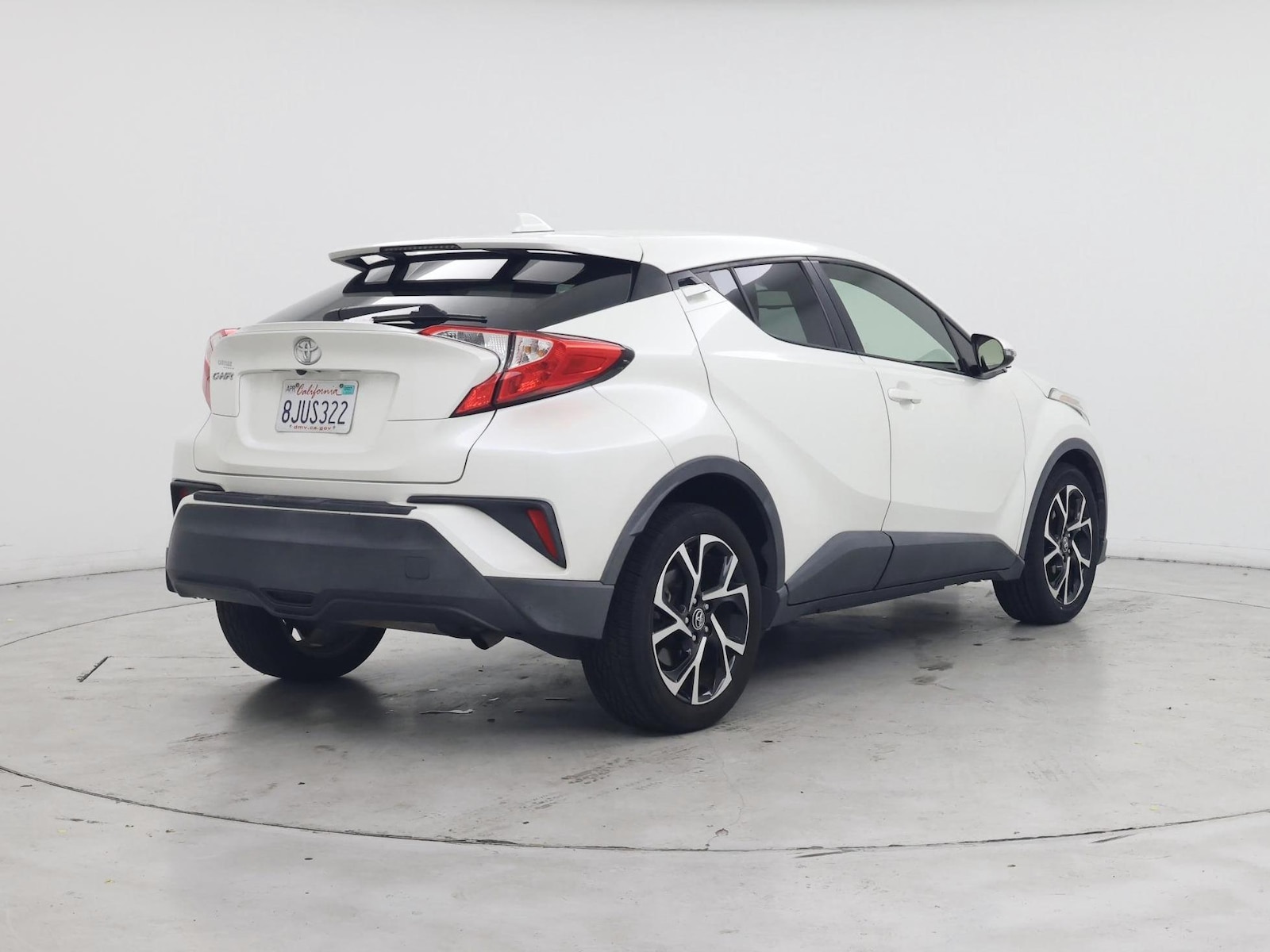 2019 Toyota C-HR XLE - Photo 9