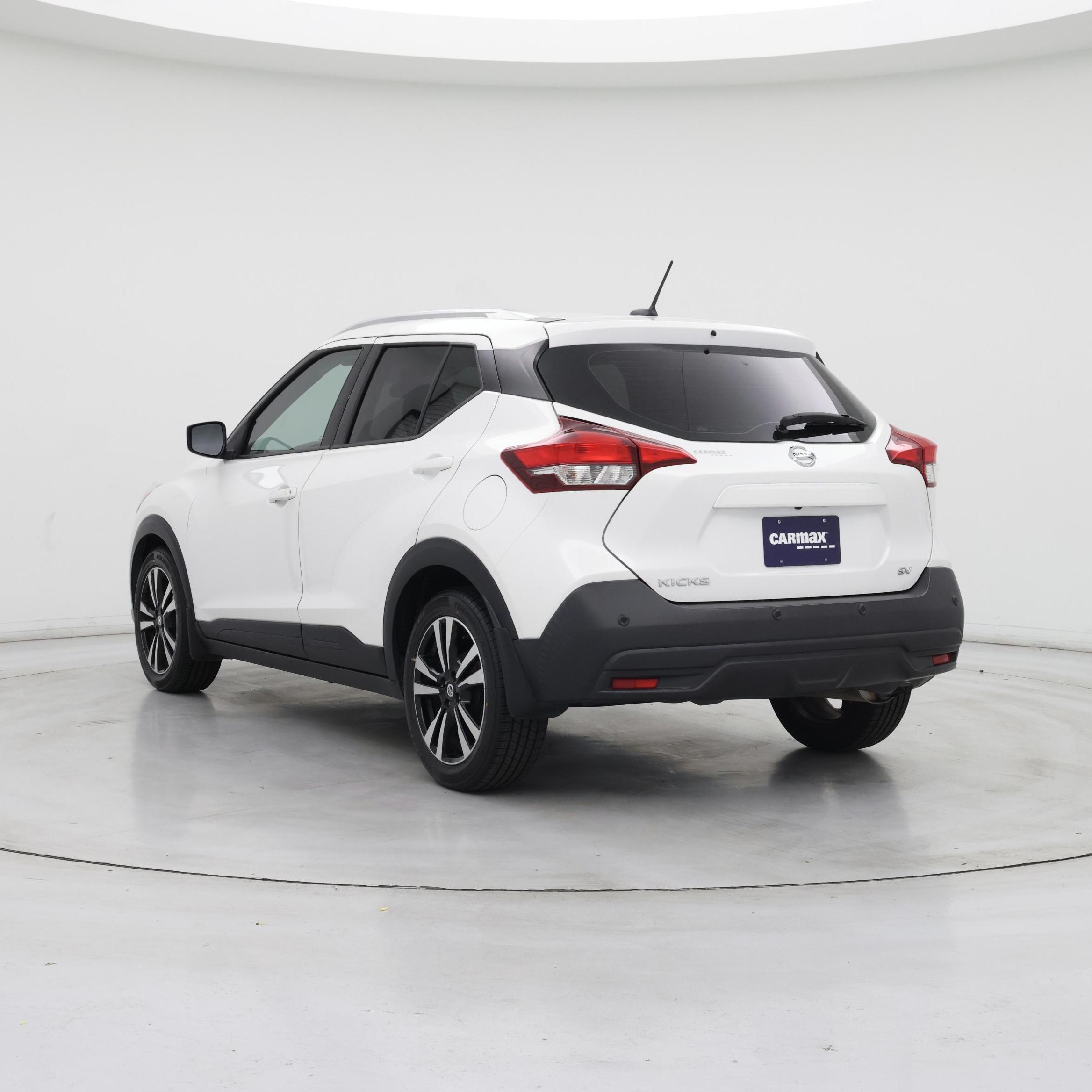 Thumbnail: 2020 Nissan Kicks - 2