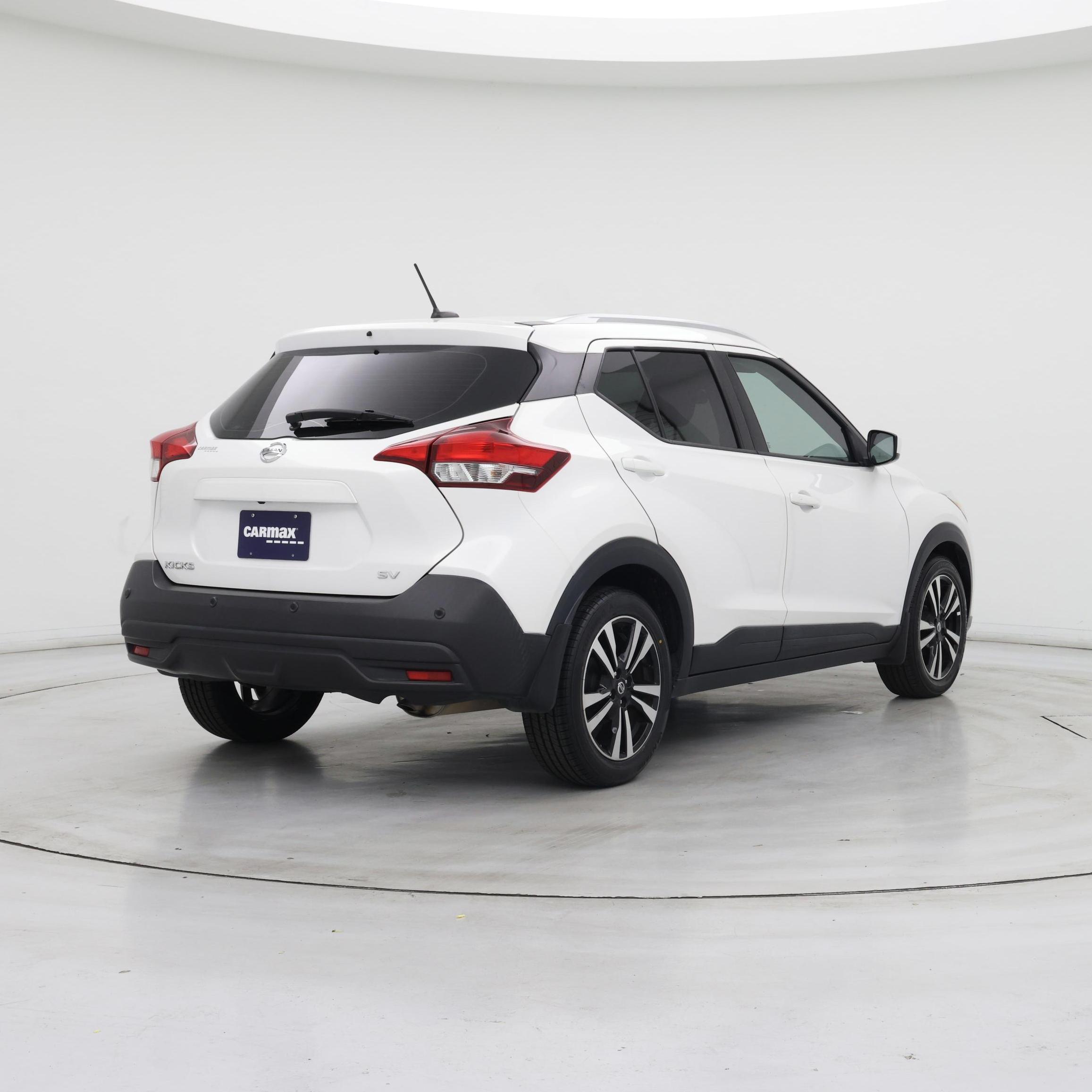 Thumbnail: 2020 Nissan Kicks - 8