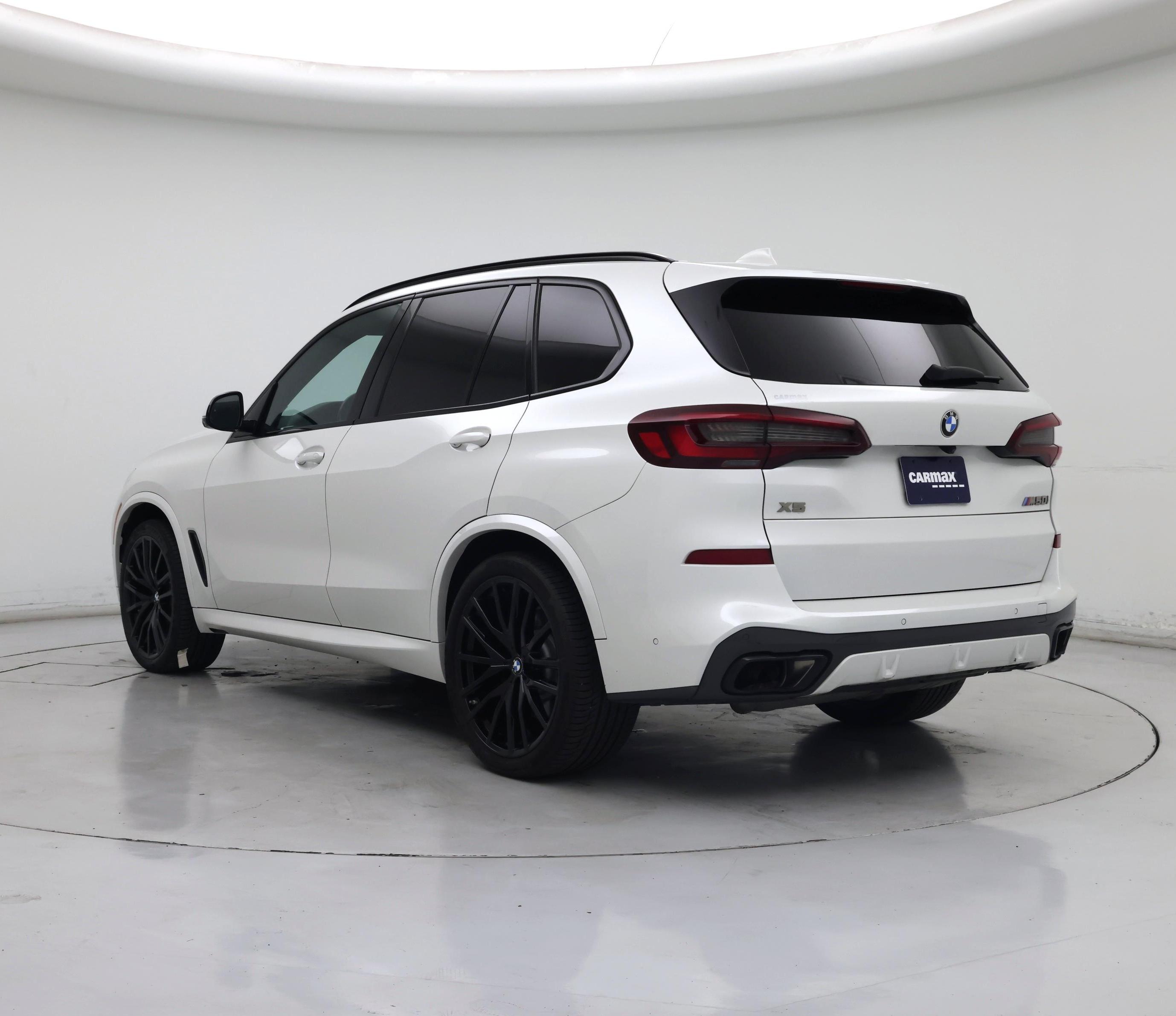 Thumbnail: 2023 BMW X5 - 2