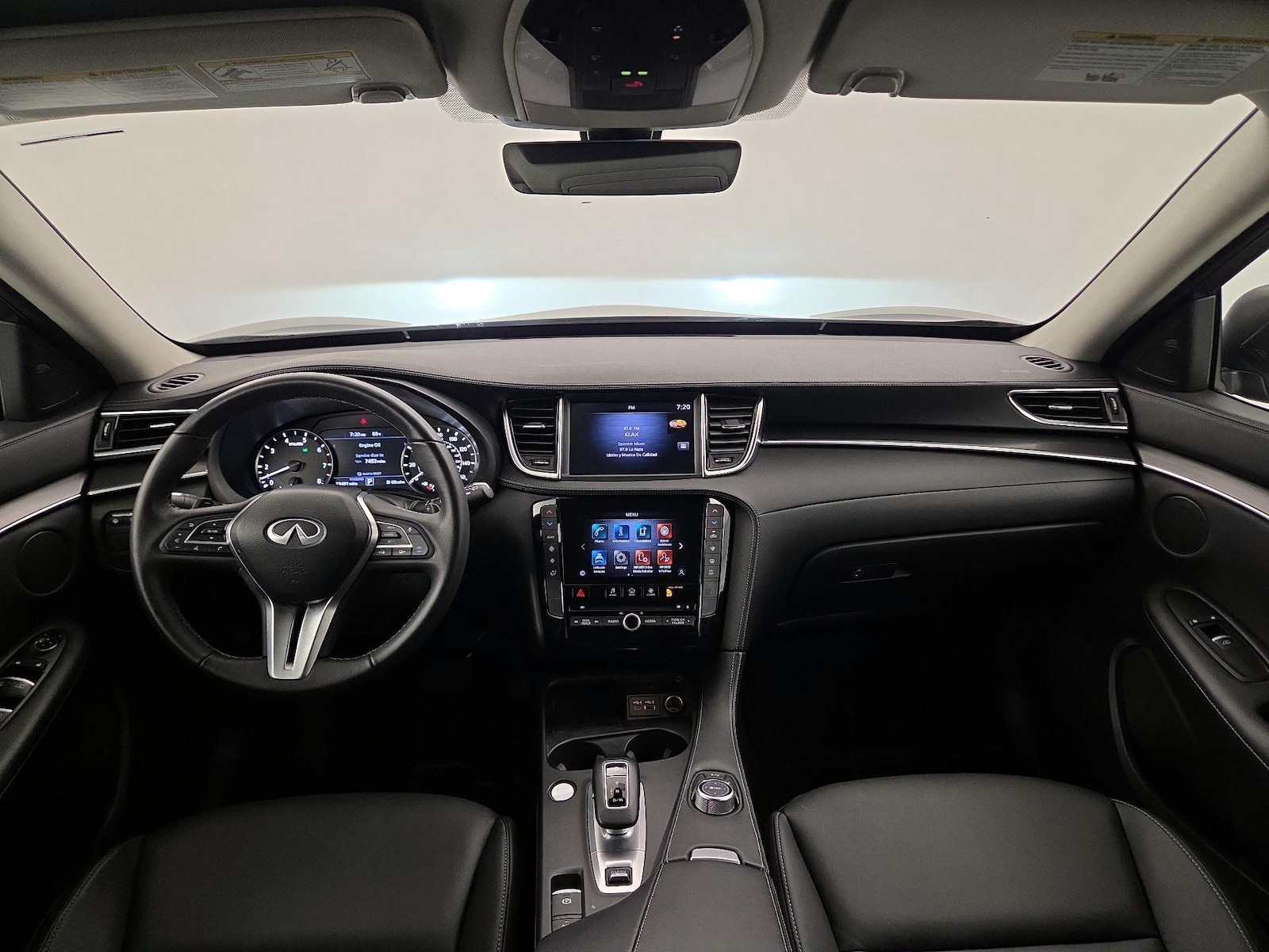 2025 INFINITI QX50 Pure - Photo 10