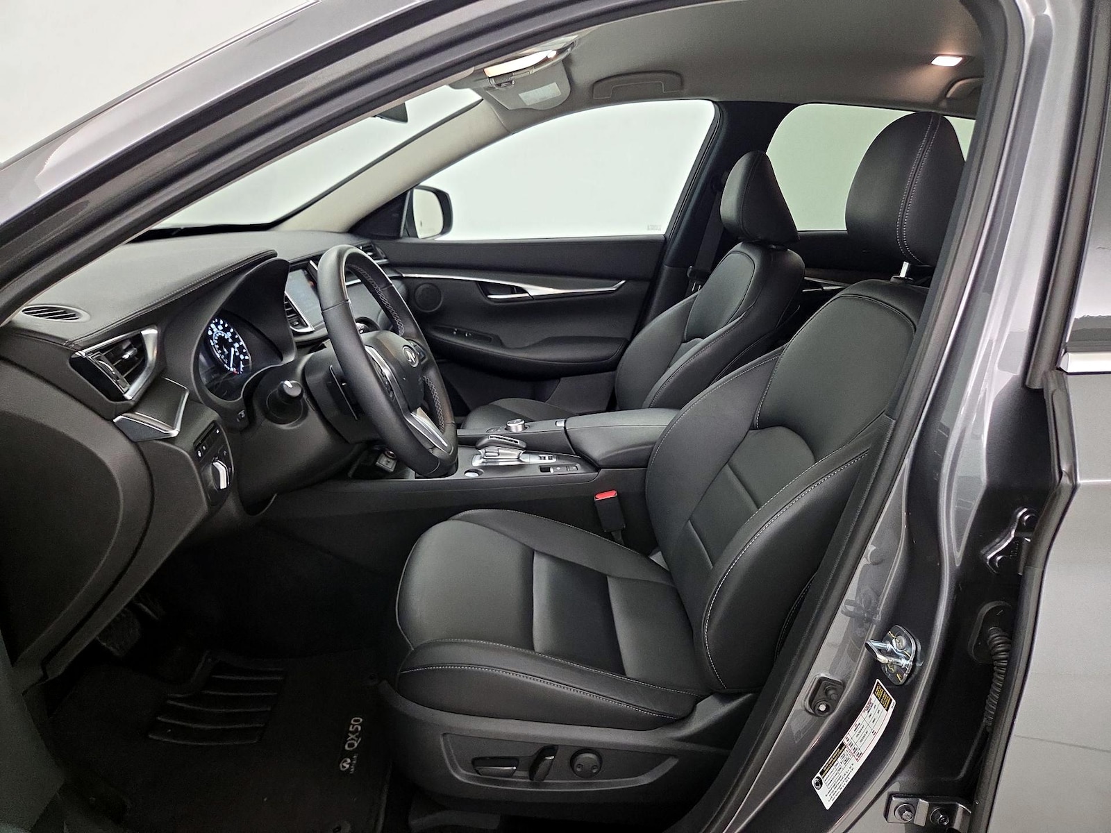 2025 INFINITI QX50 Pure - Photo 12