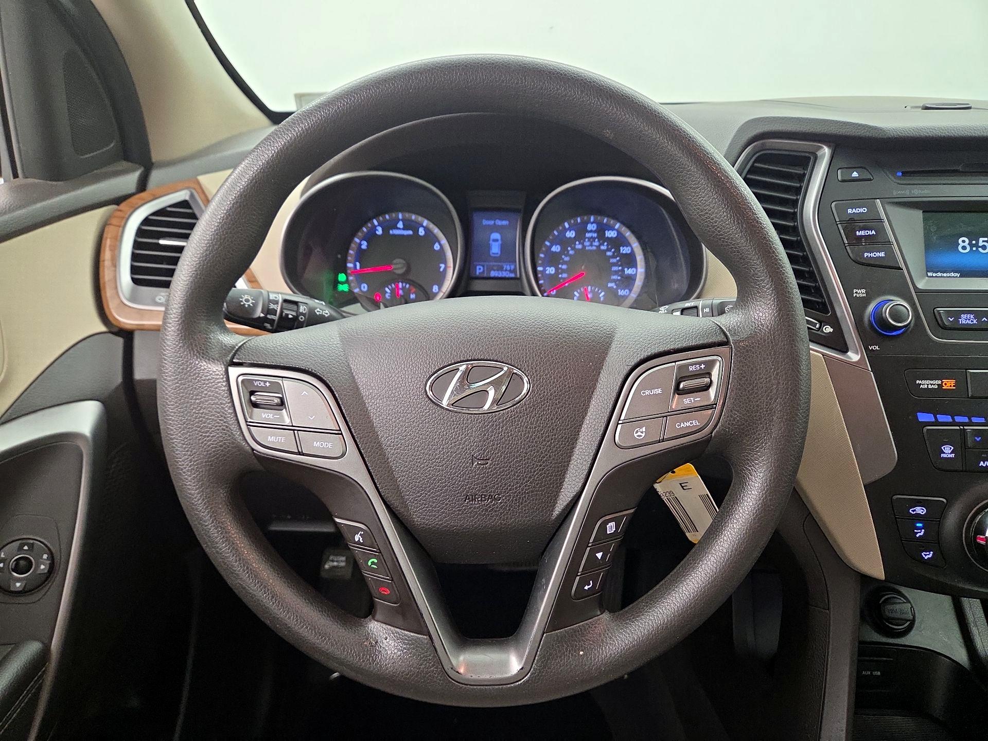 Thumbnail: 2015 Hyundai Santa Fe - 10