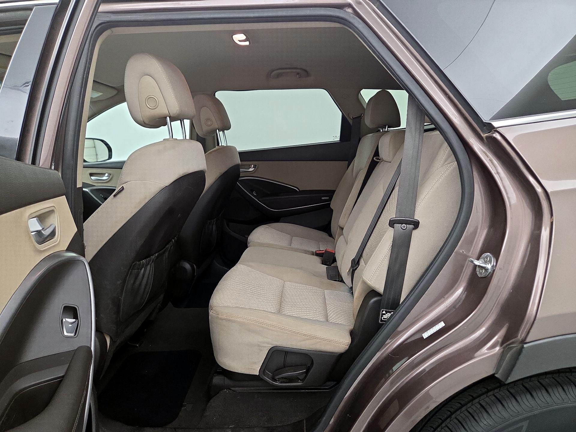 Thumbnail: 2015 Hyundai Santa Fe - 19