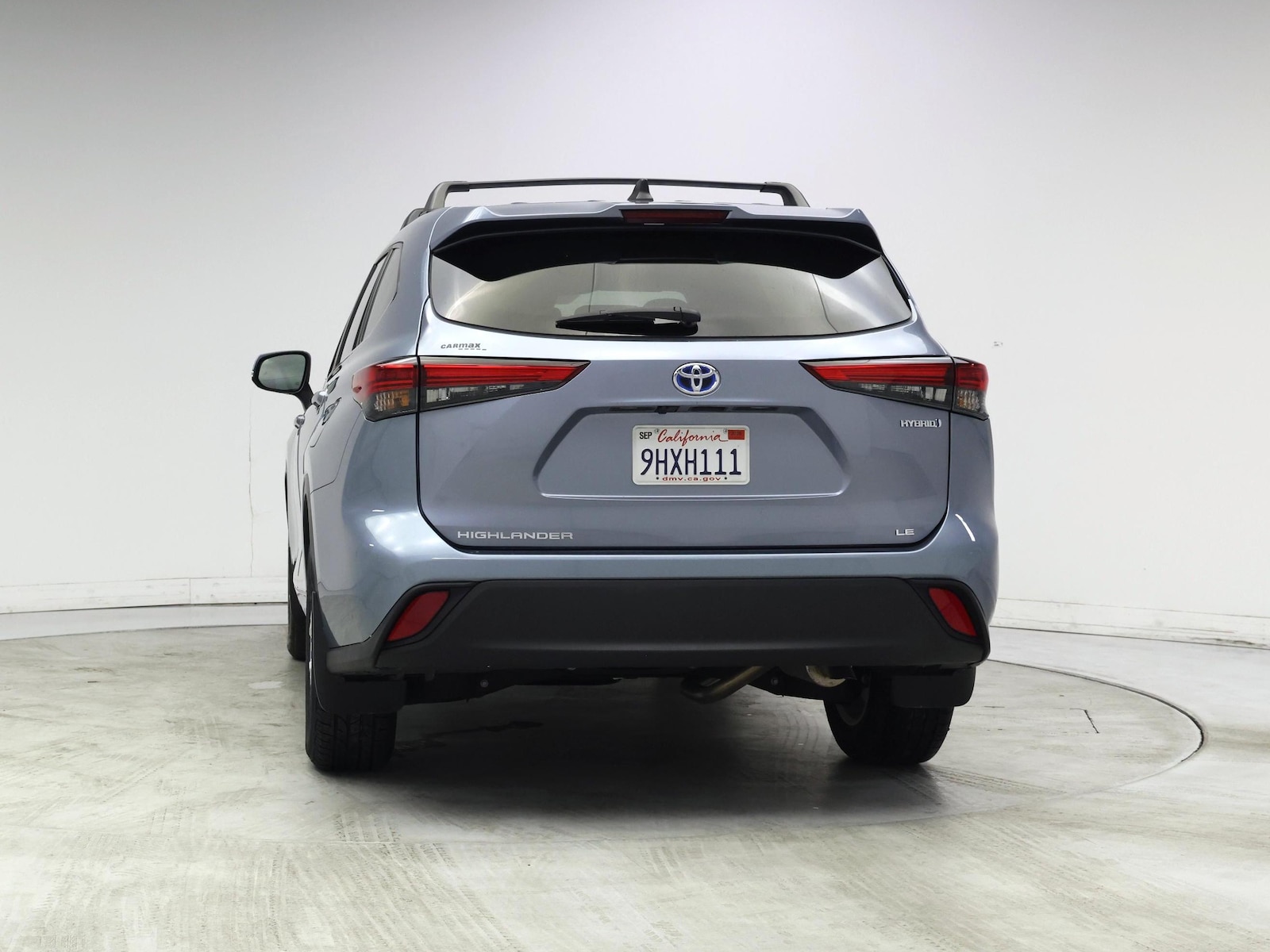 2023 Toyota Highlander LE - Photo 7