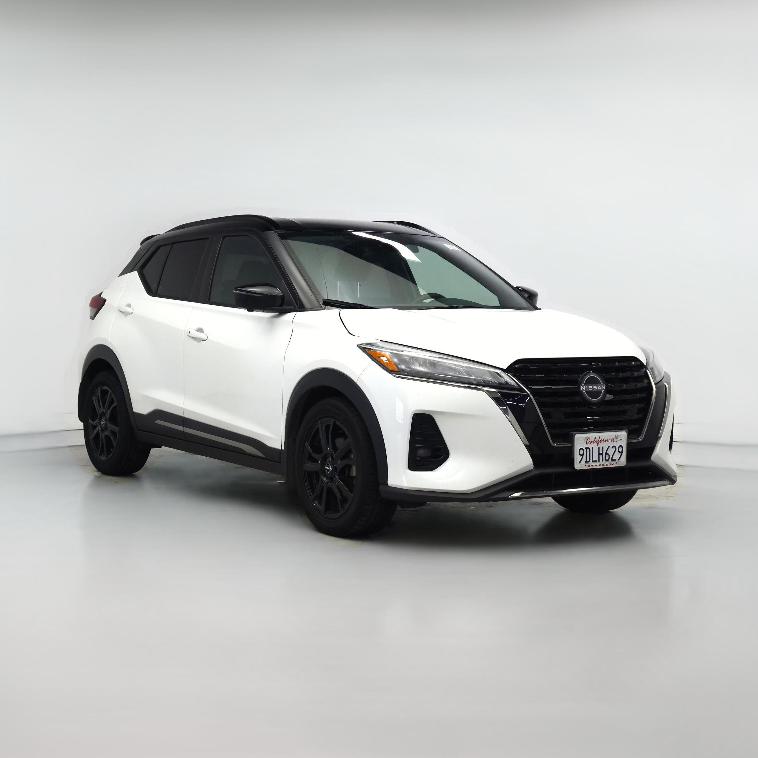 Thumbnail: 2023 Nissan Kicks - 1