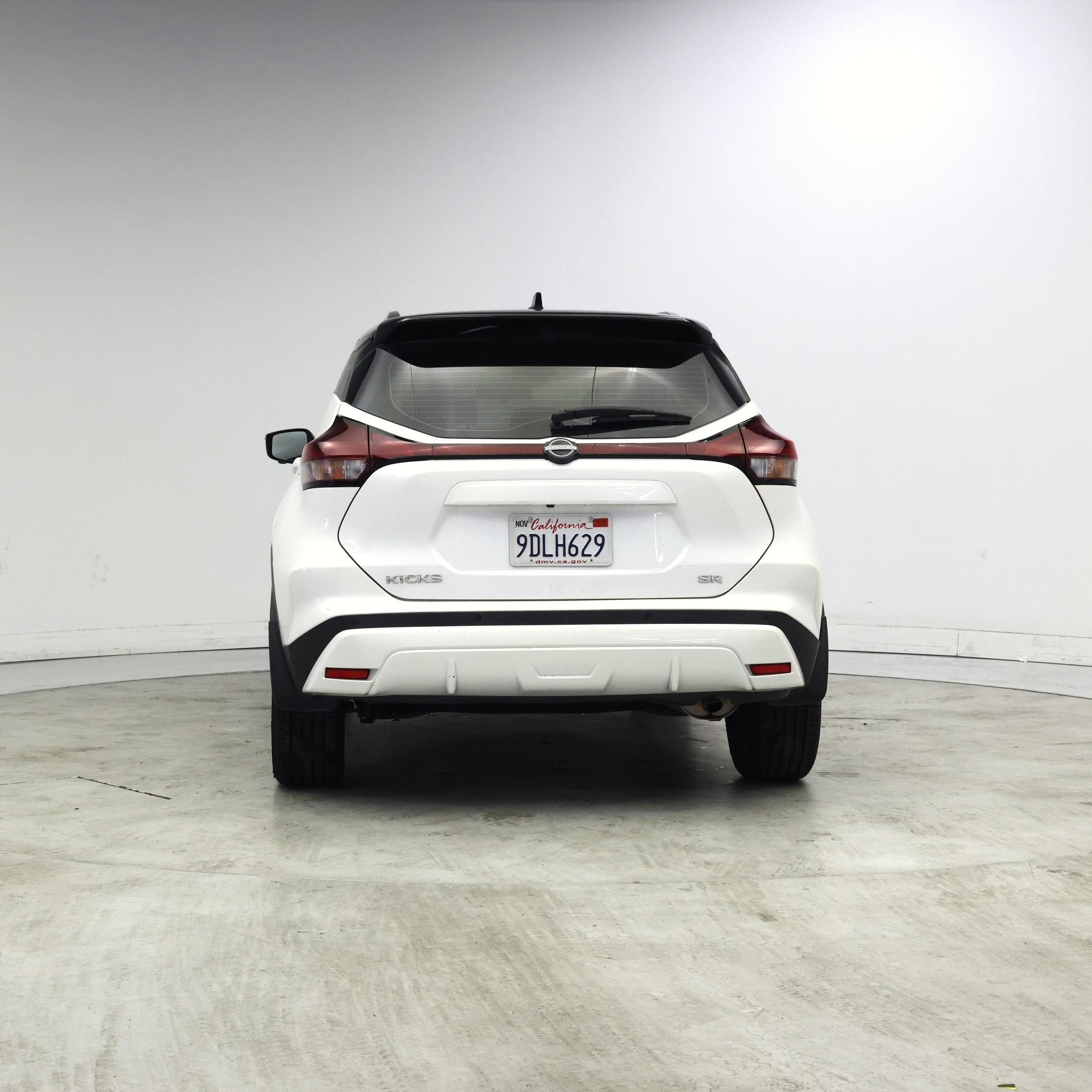 Thumbnail: 2023 Nissan Kicks - 6