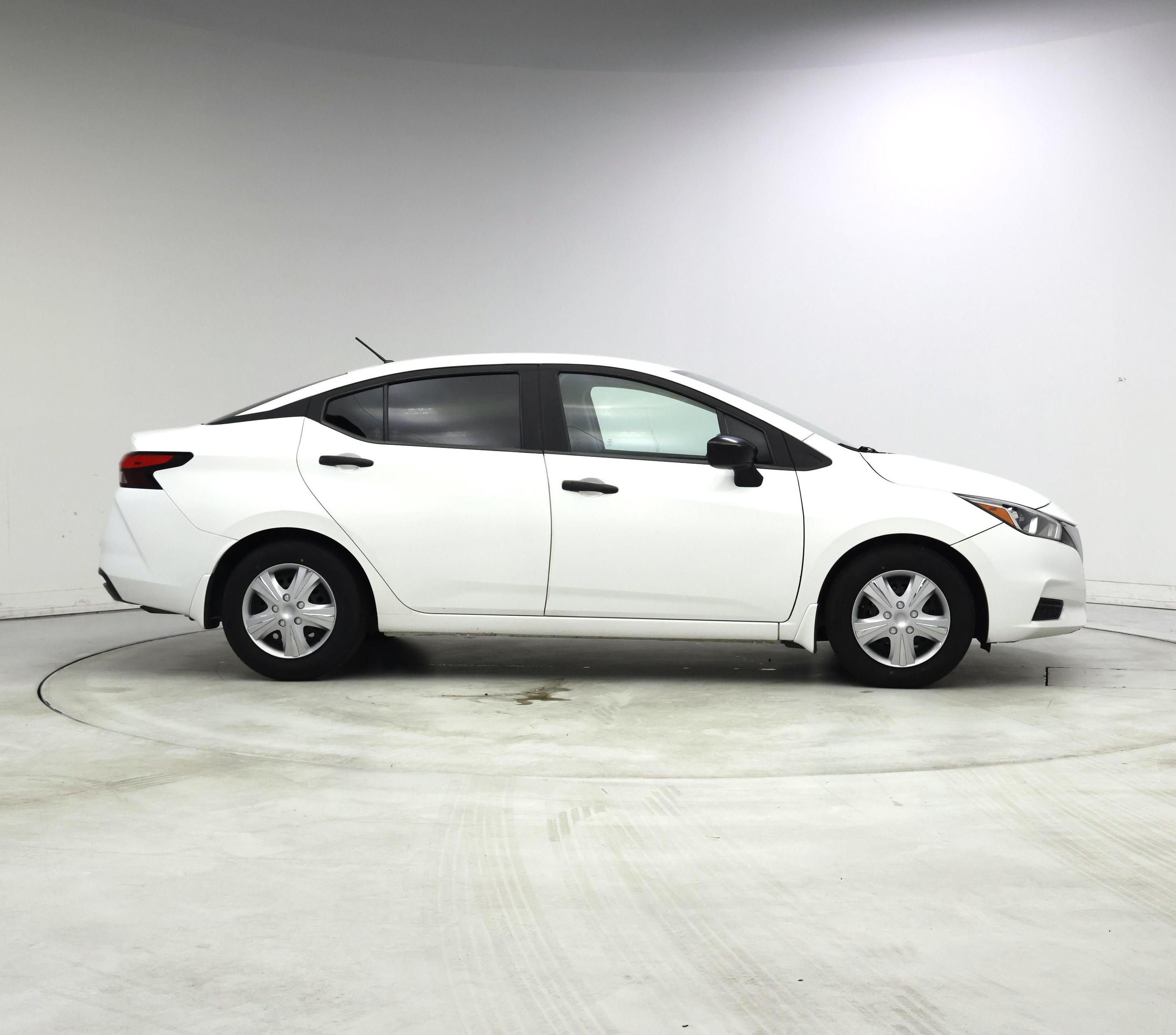 Thumbnail: 2020 Nissan Versa - 7