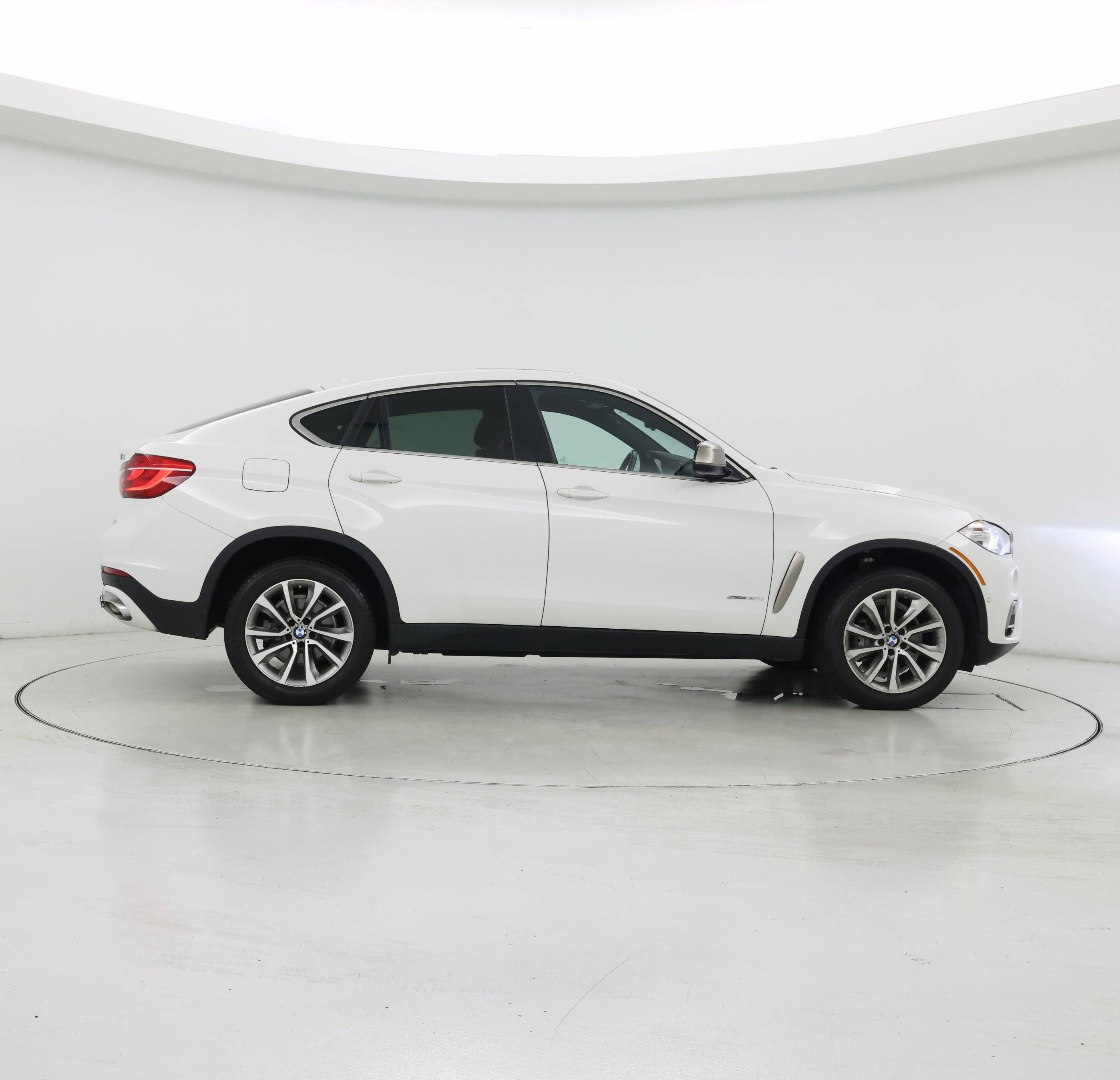 Thumbnail: 2019 BMW X6 - 7
