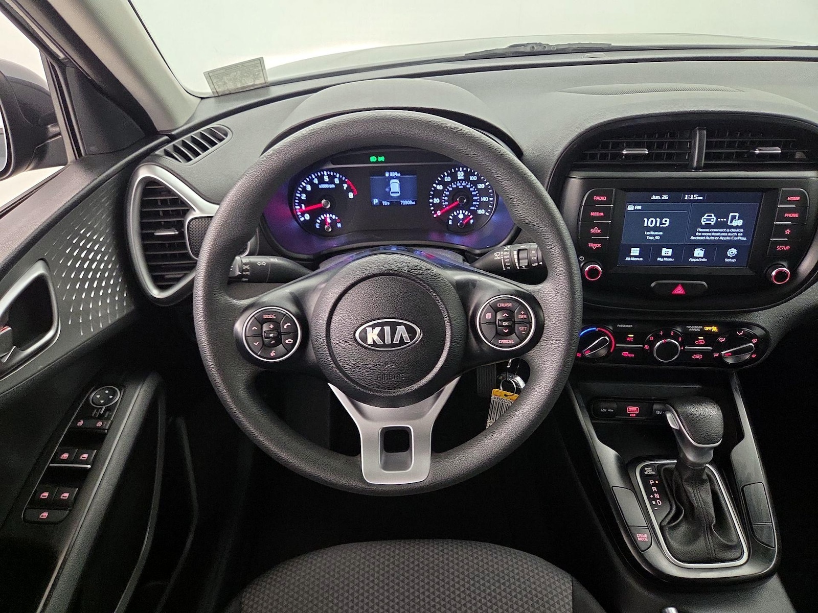 2021 Kia Soul LX - Photo 11