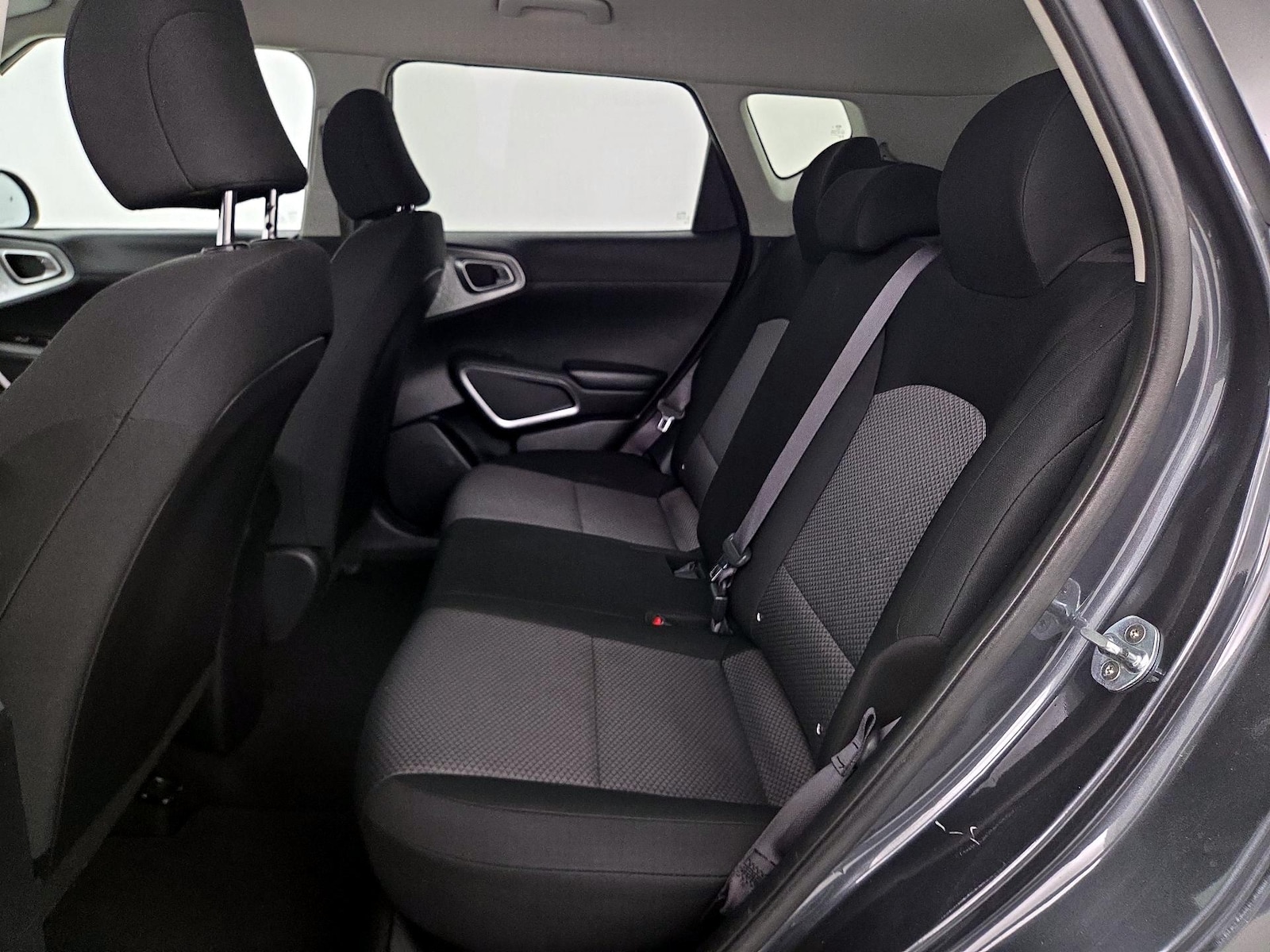2021 Kia Soul LX - Photo 20