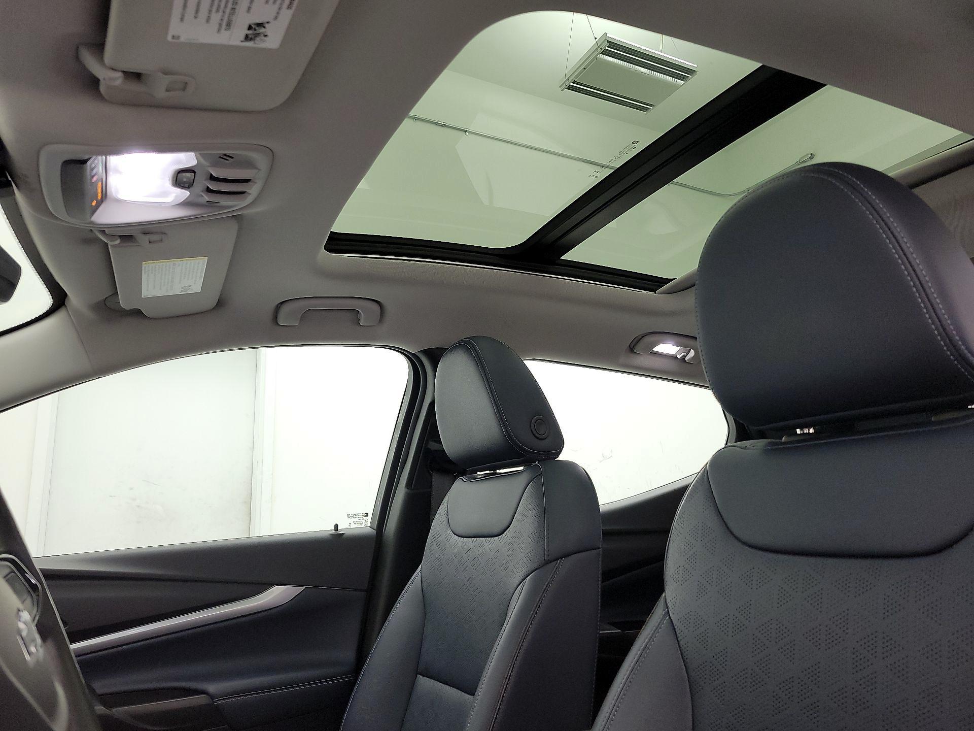 Thumbnail: 2023 Chevrolet Bolt EUV - 20
