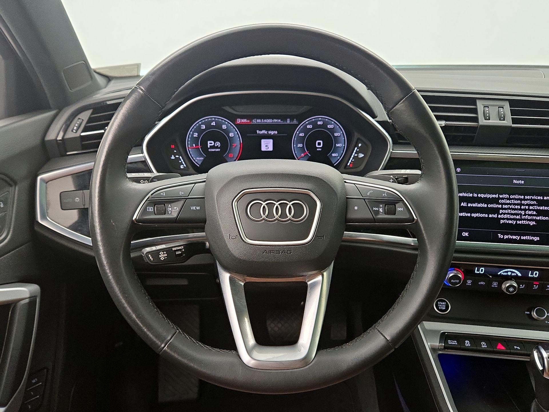 Thumbnail: 2022 Audi Q3 - 10