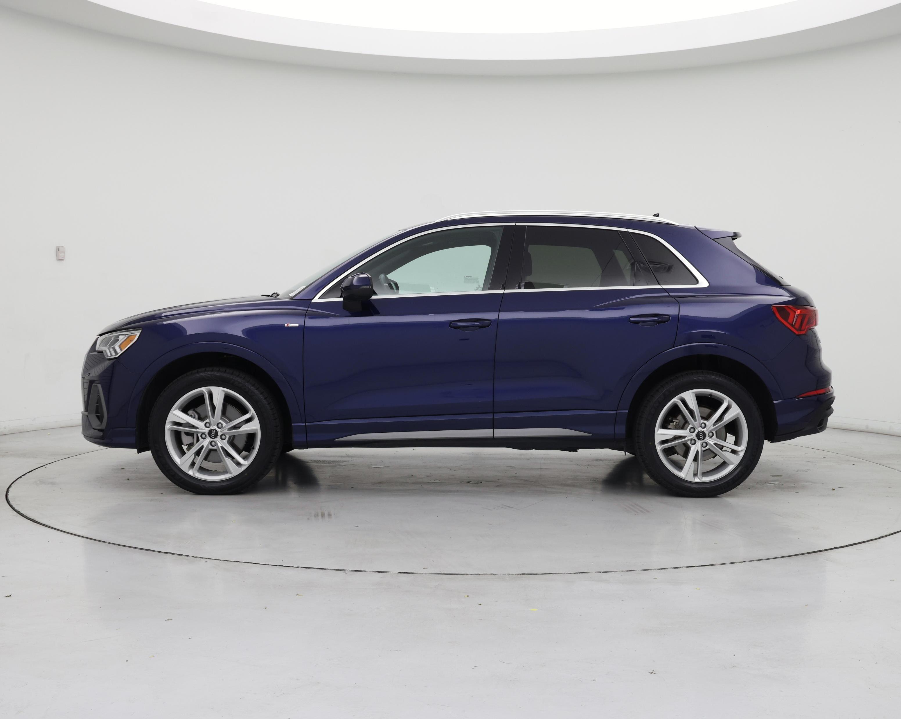 Thumbnail: 2022 Audi Q3 - 3