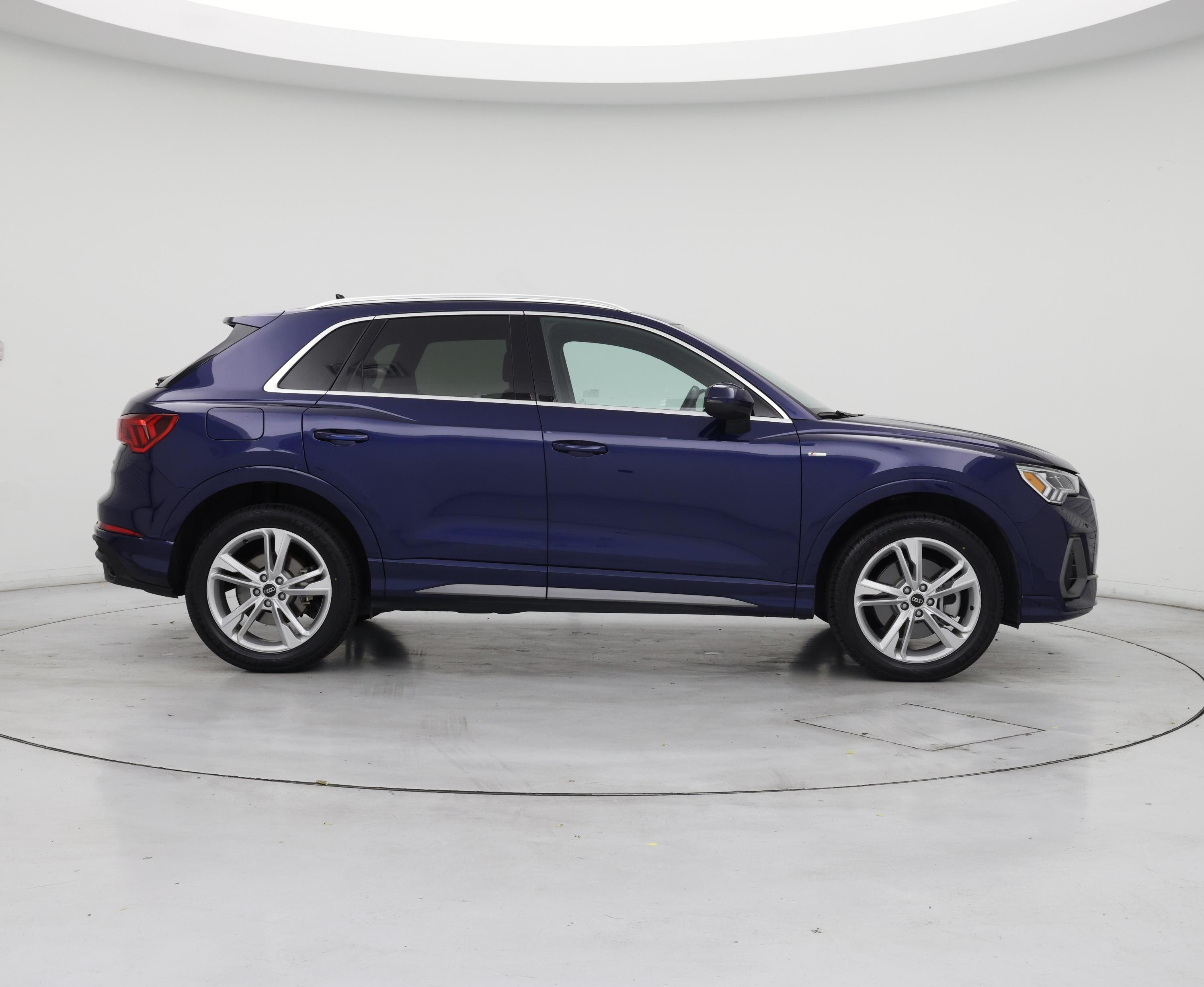 Thumbnail: 2022 Audi Q3 - 7