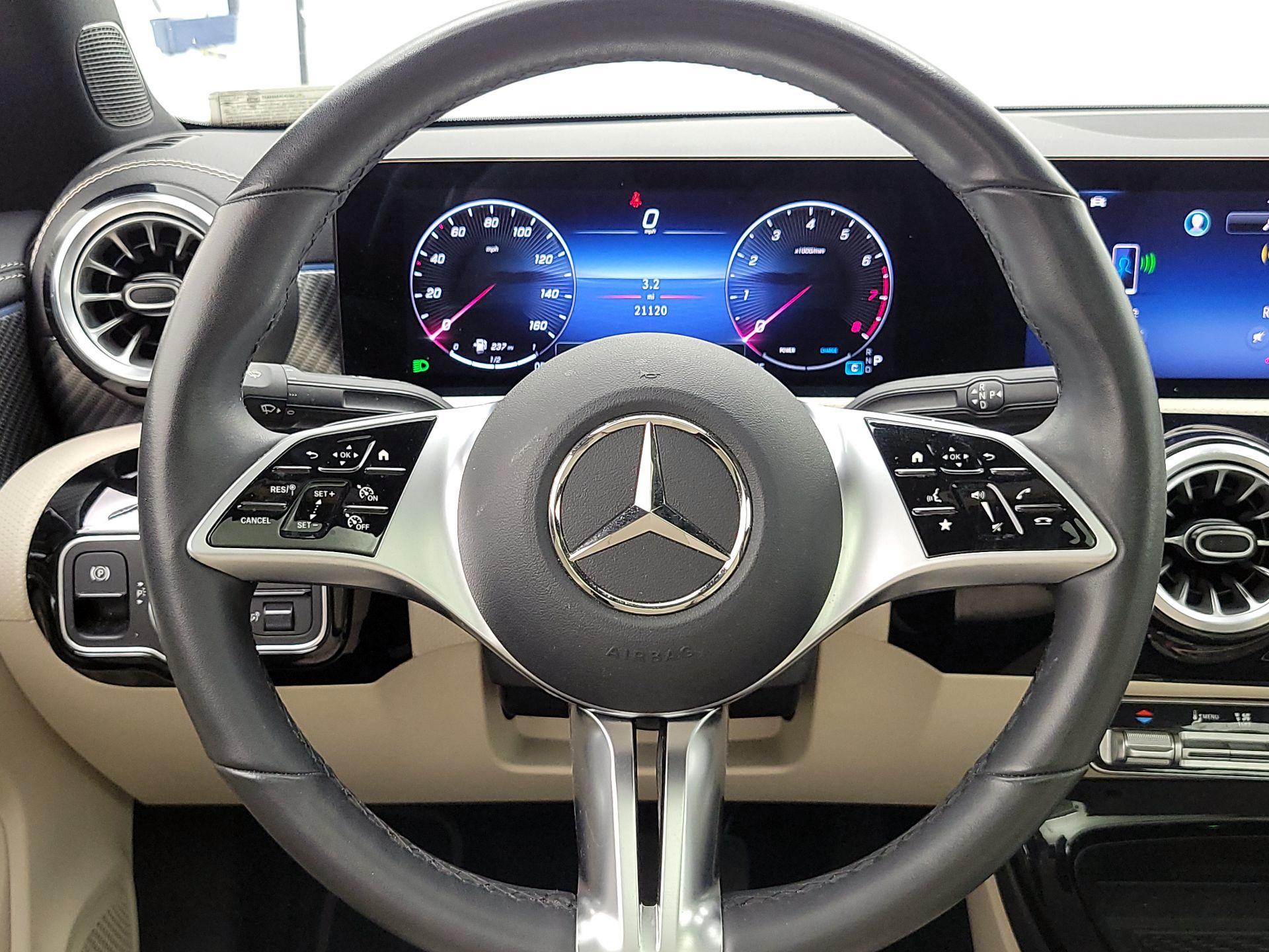 Thumbnail: 2025 Mercedes-Benz CLA - 10