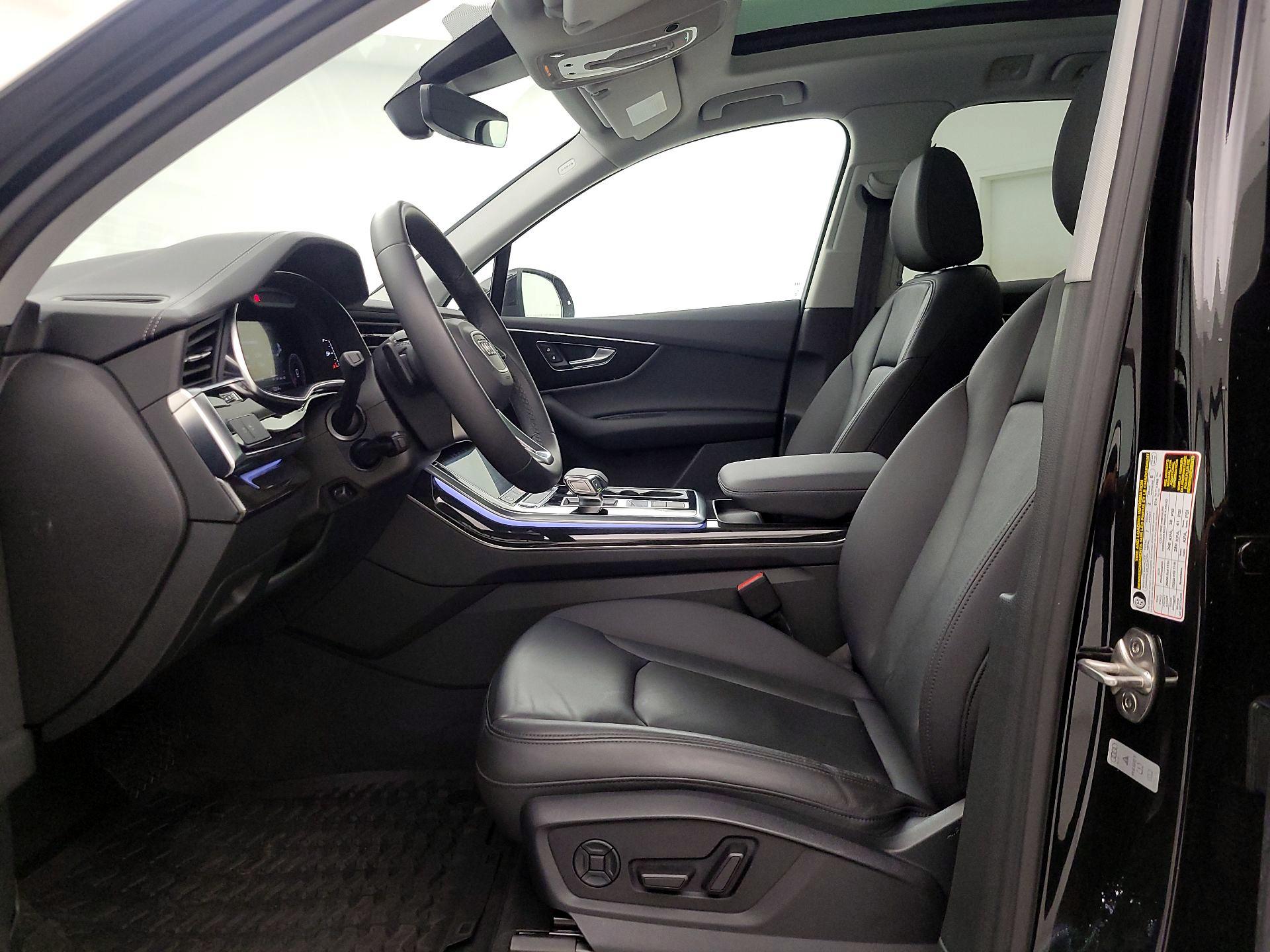 Thumbnail: 2023 Audi Q7 - 11