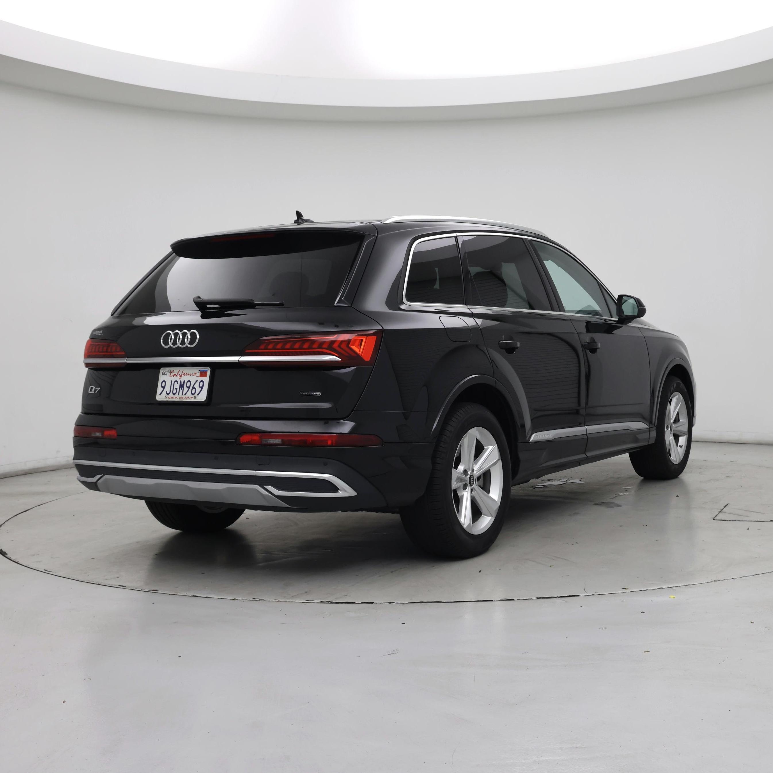 Thumbnail: 2023 Audi Q7 - 8