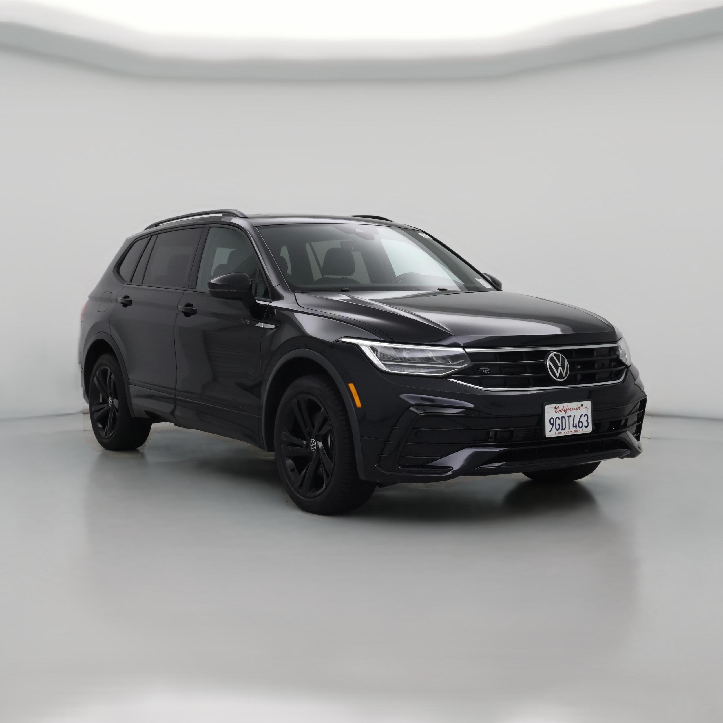 Thumbnail: 2023 Volkswagen Tiguan - 1