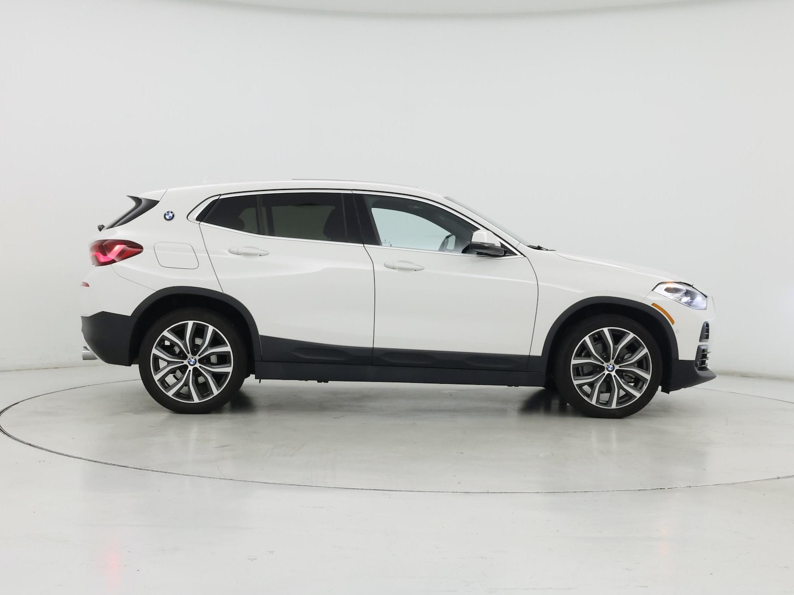 2021 BMW X2 28i - Photo 8