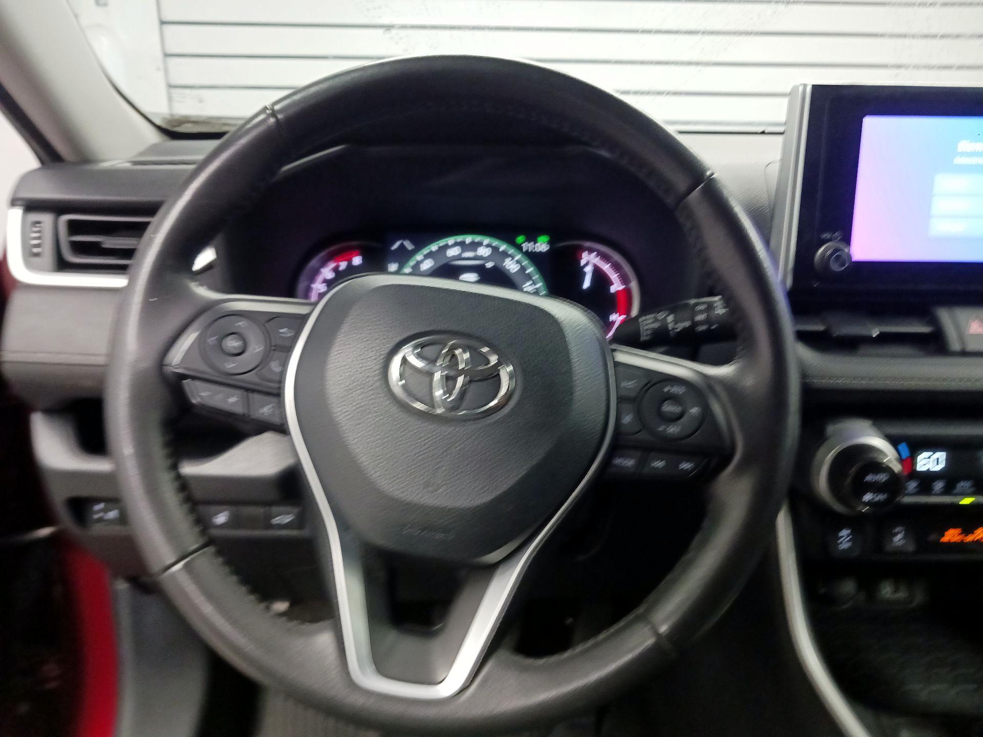 Thumbnail: 2023 Toyota RAV4 - 10
