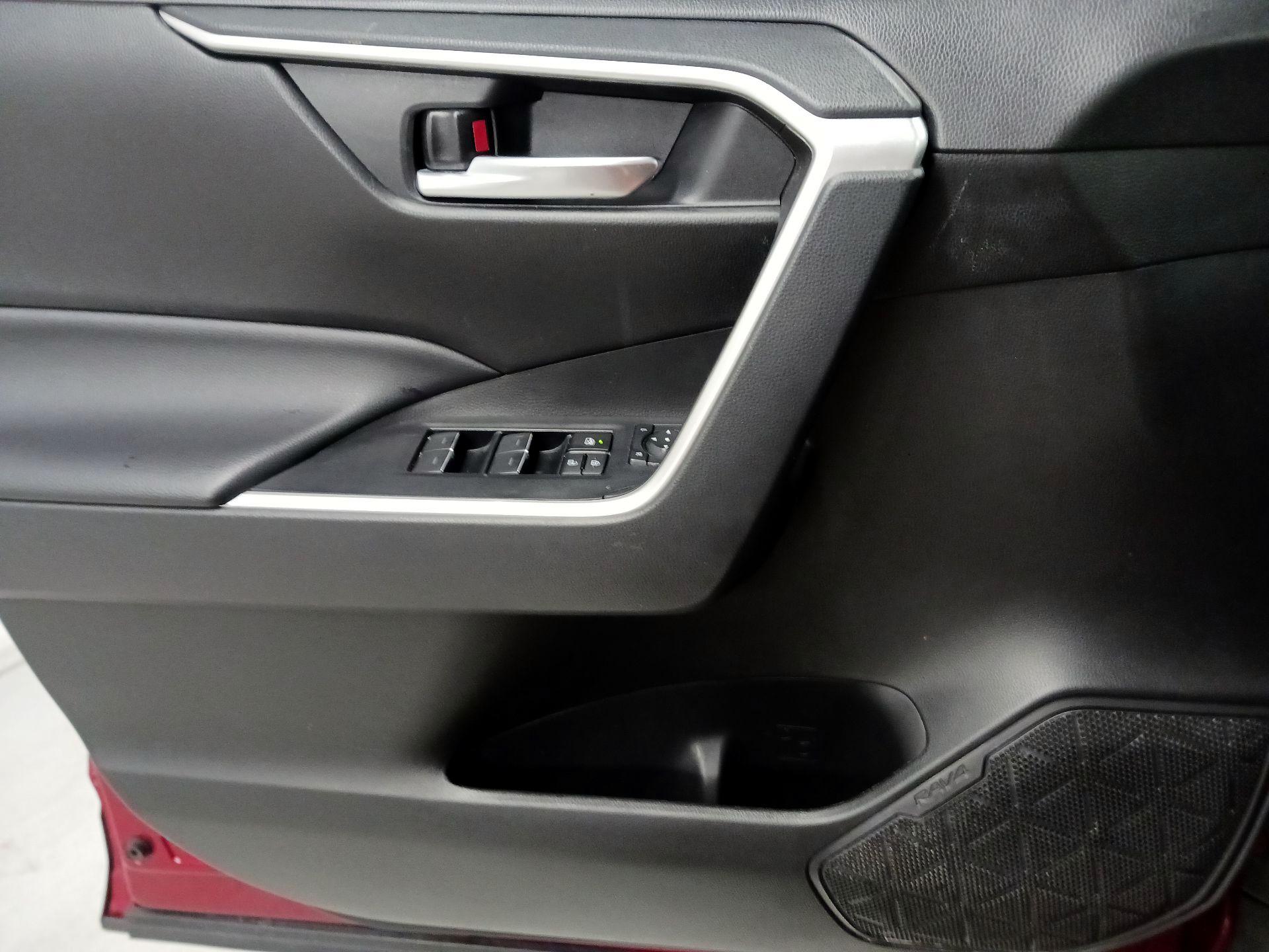 Thumbnail: 2023 Toyota RAV4 - 12
