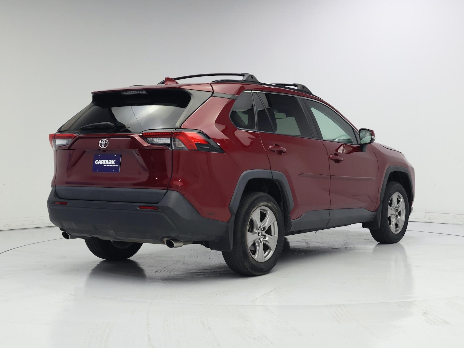 2023 Toyota RAV4 XLE - Photo 9