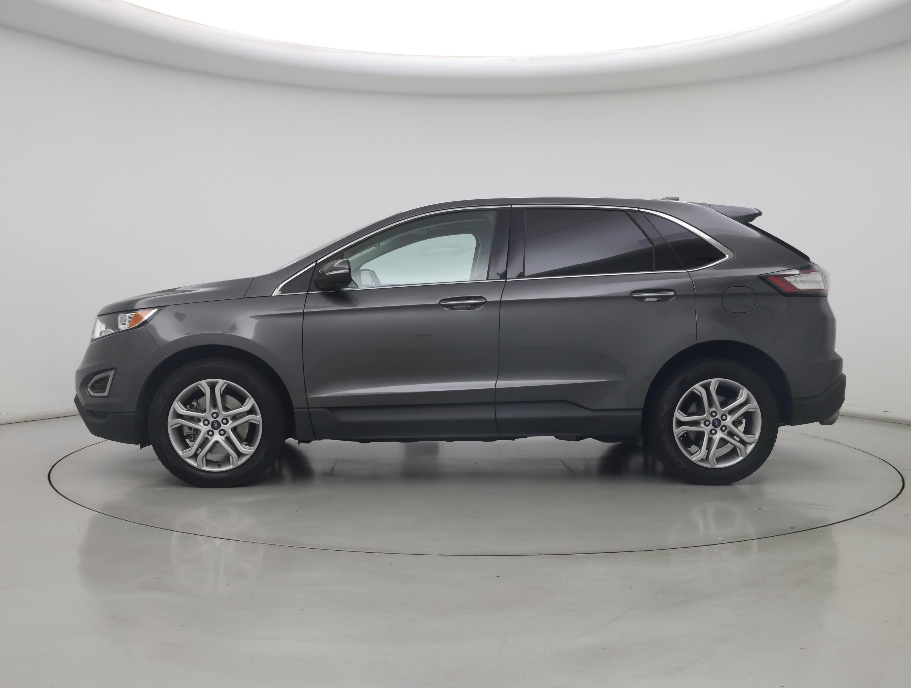 Thumbnail: 2016 Ford Edge - 3
