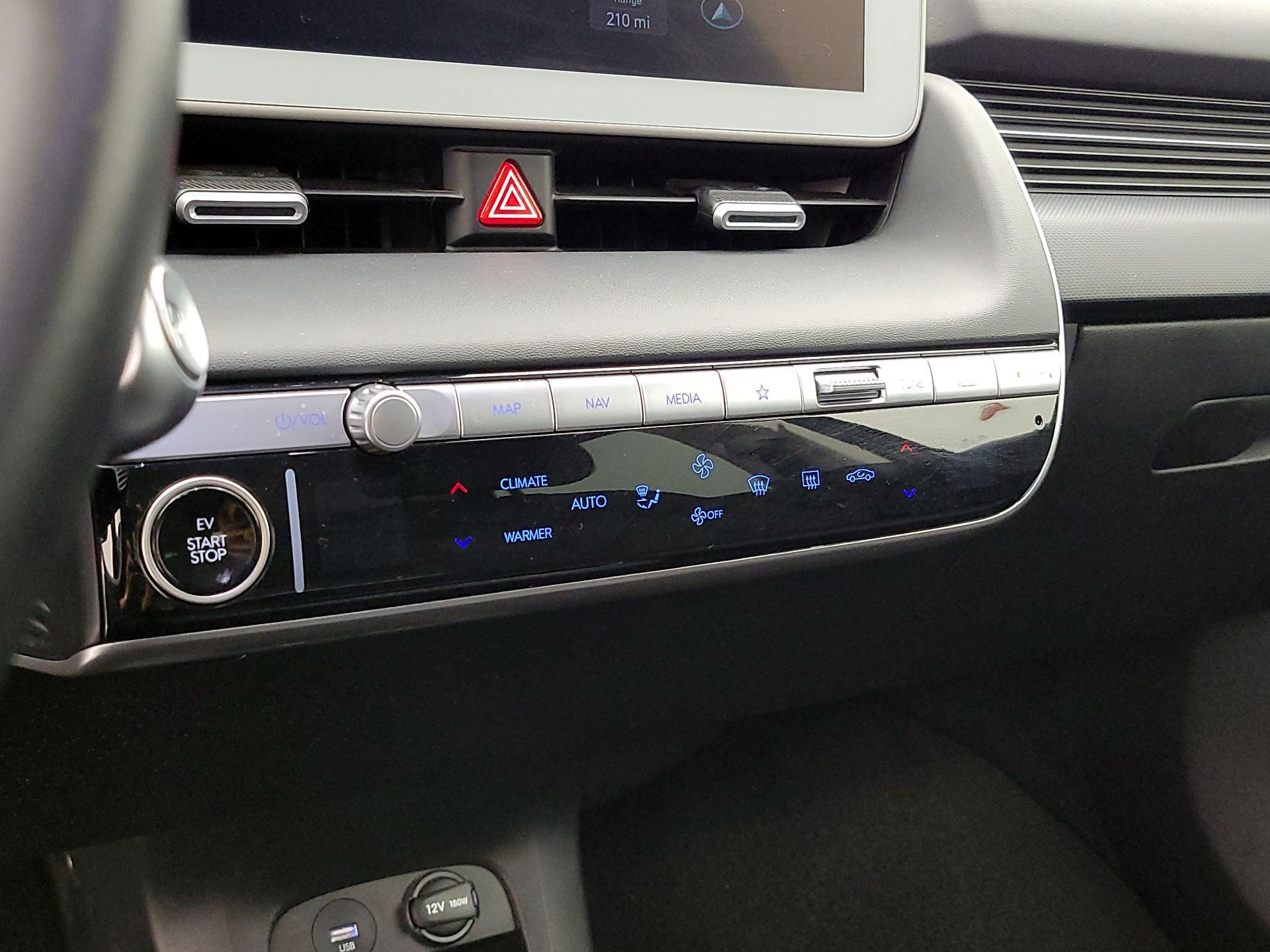 Thumbnail: 2024 Hyundai Ioniq 5 - 17