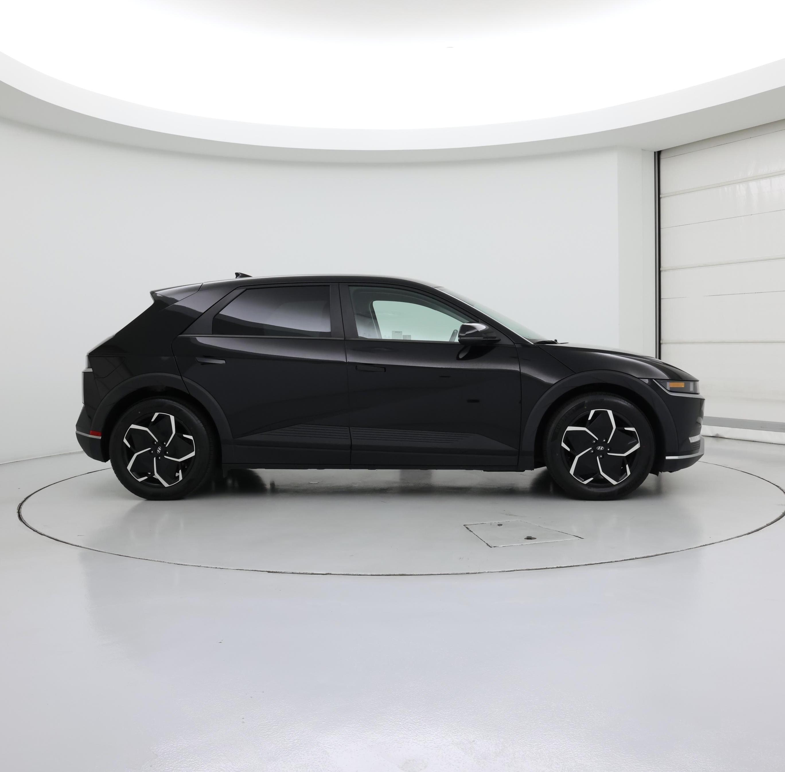 Thumbnail: 2024 Hyundai Ioniq 5 - 7