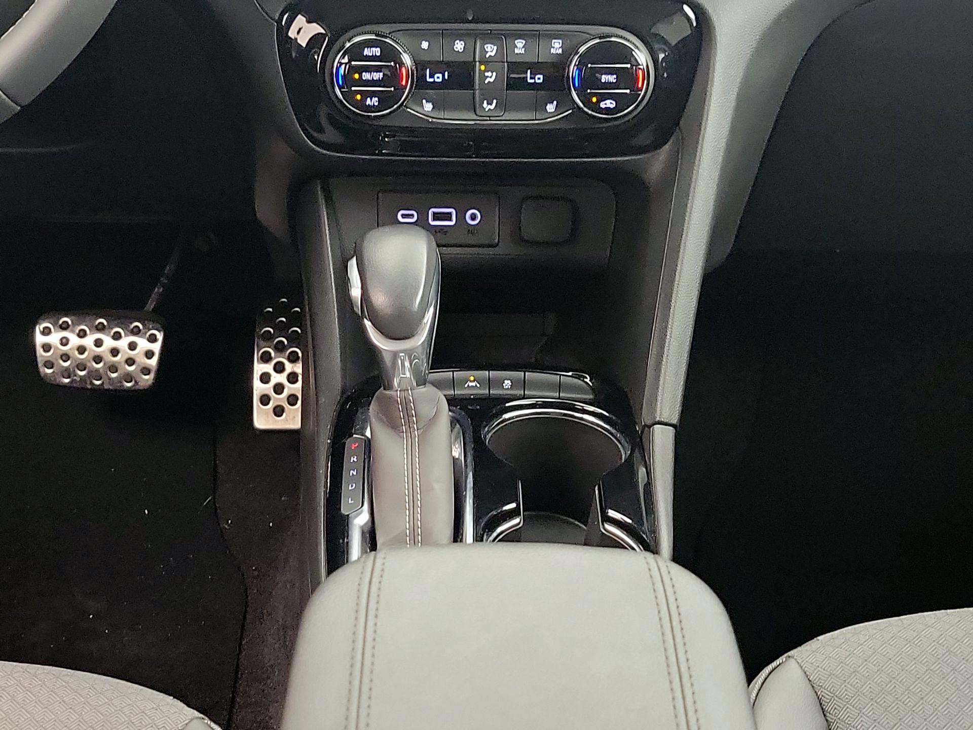 Thumbnail: 2023 Buick Encore GX - 17