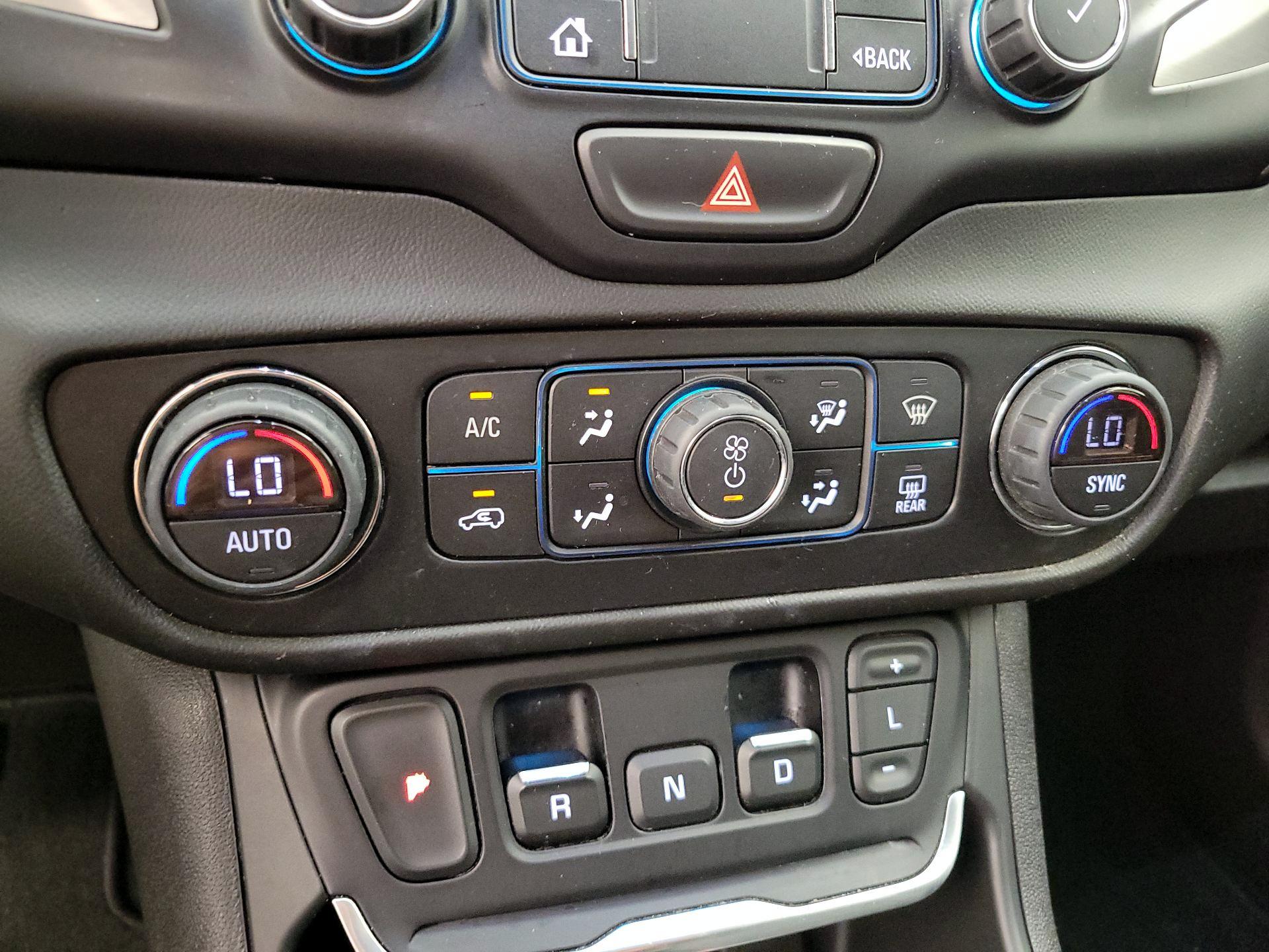 Thumbnail: 2021 GMC Terrain - 16