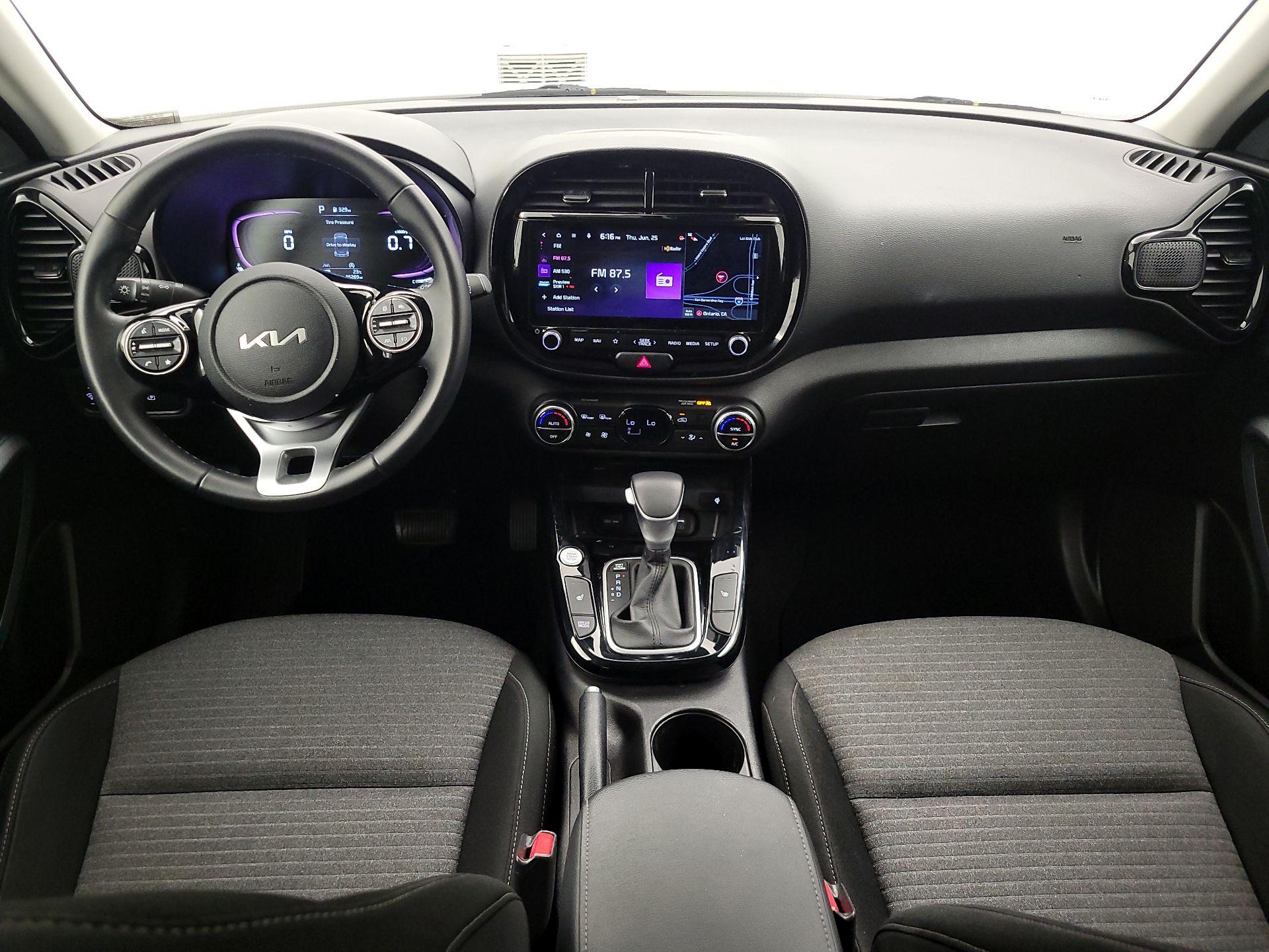 Thumbnail: 2023 Kia Soul - 9