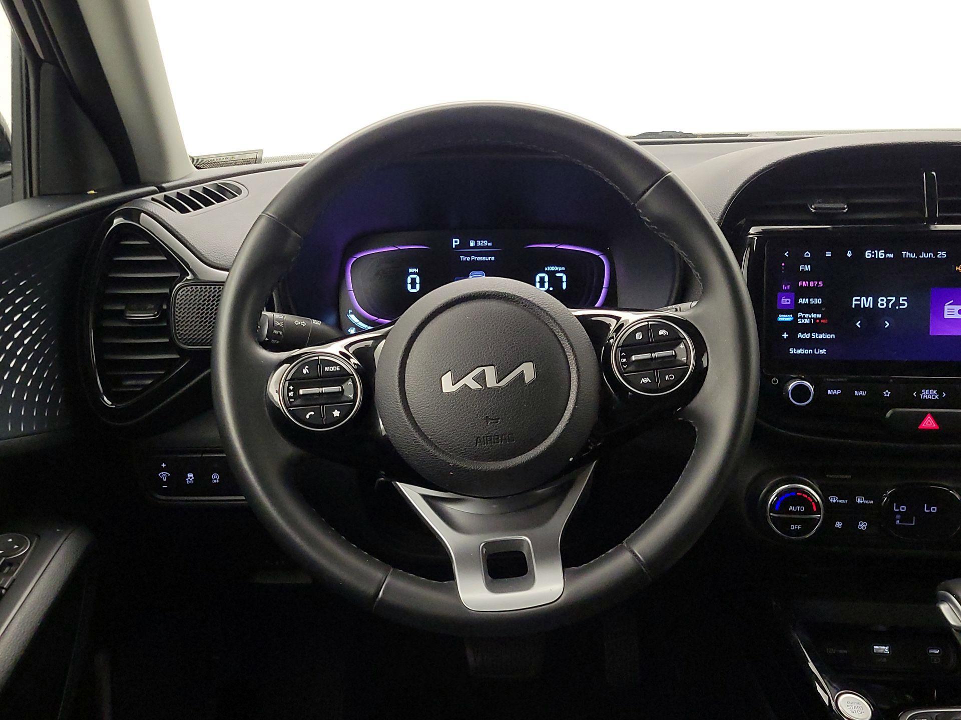Thumbnail: 2023 Kia Soul - 10