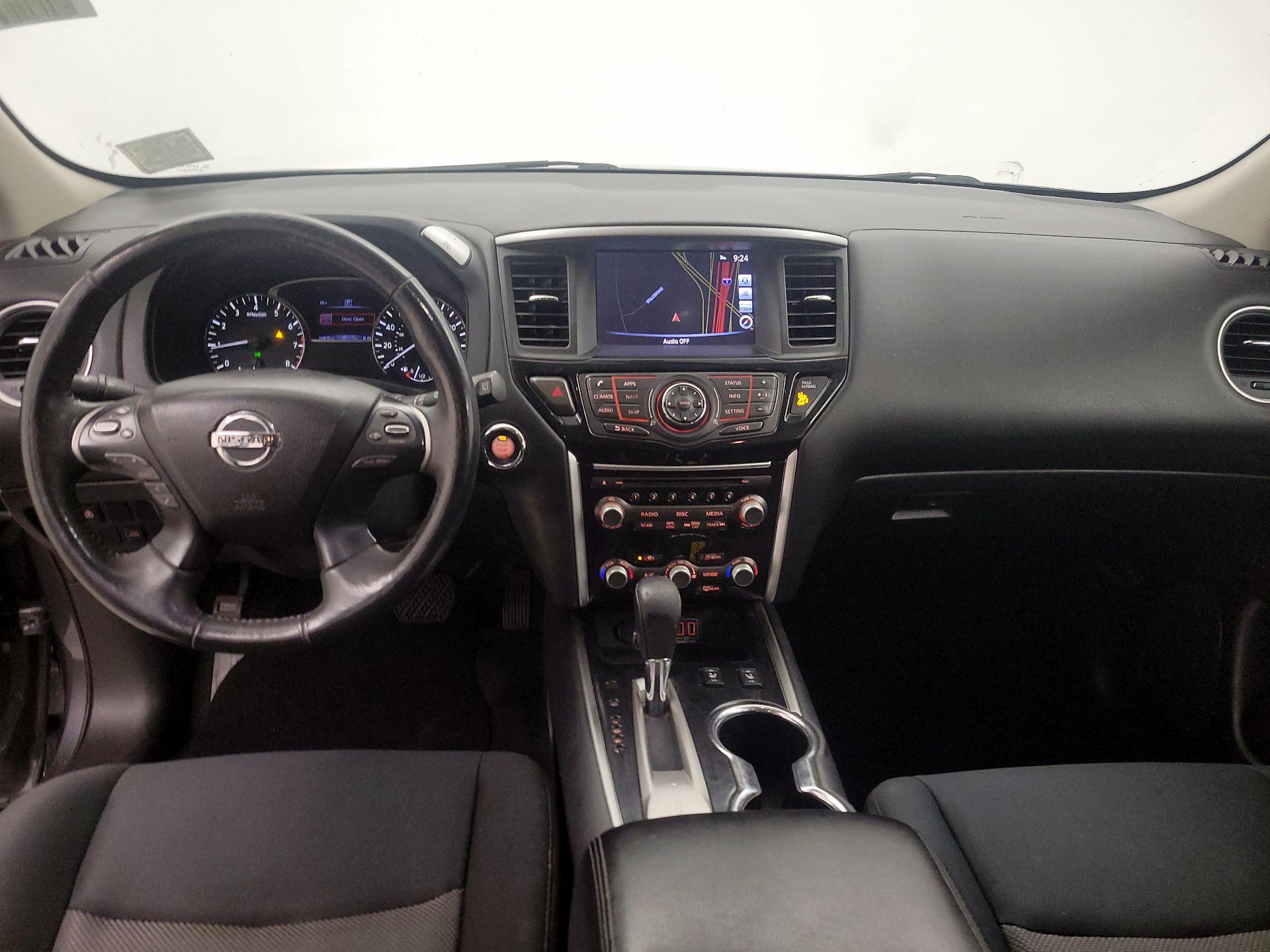 Thumbnail: 2018 Nissan Pathfinder - 9