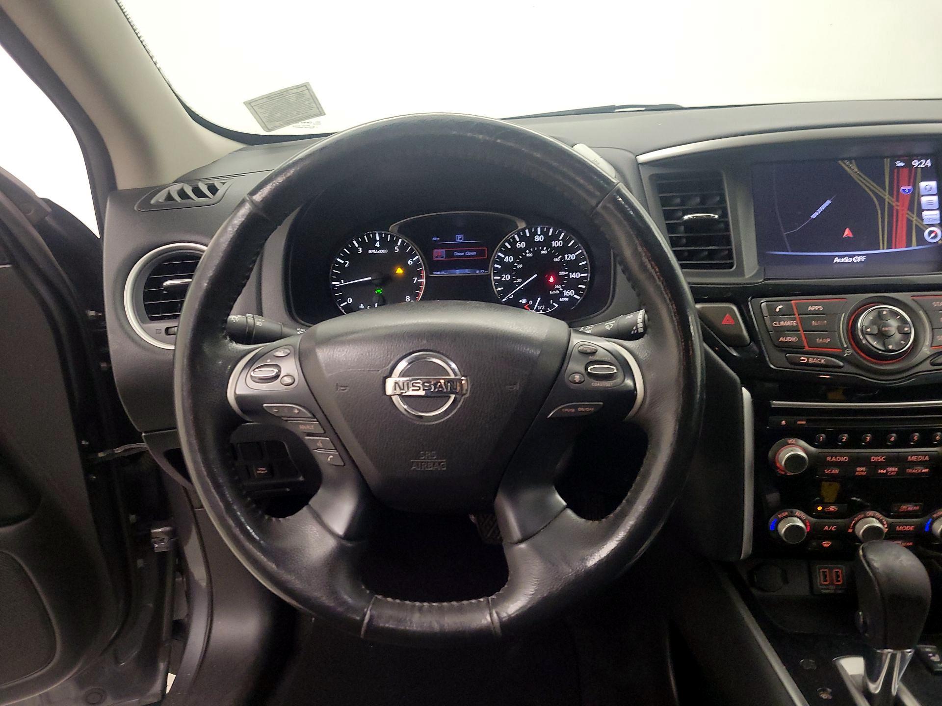 Thumbnail: 2018 Nissan Pathfinder - 10