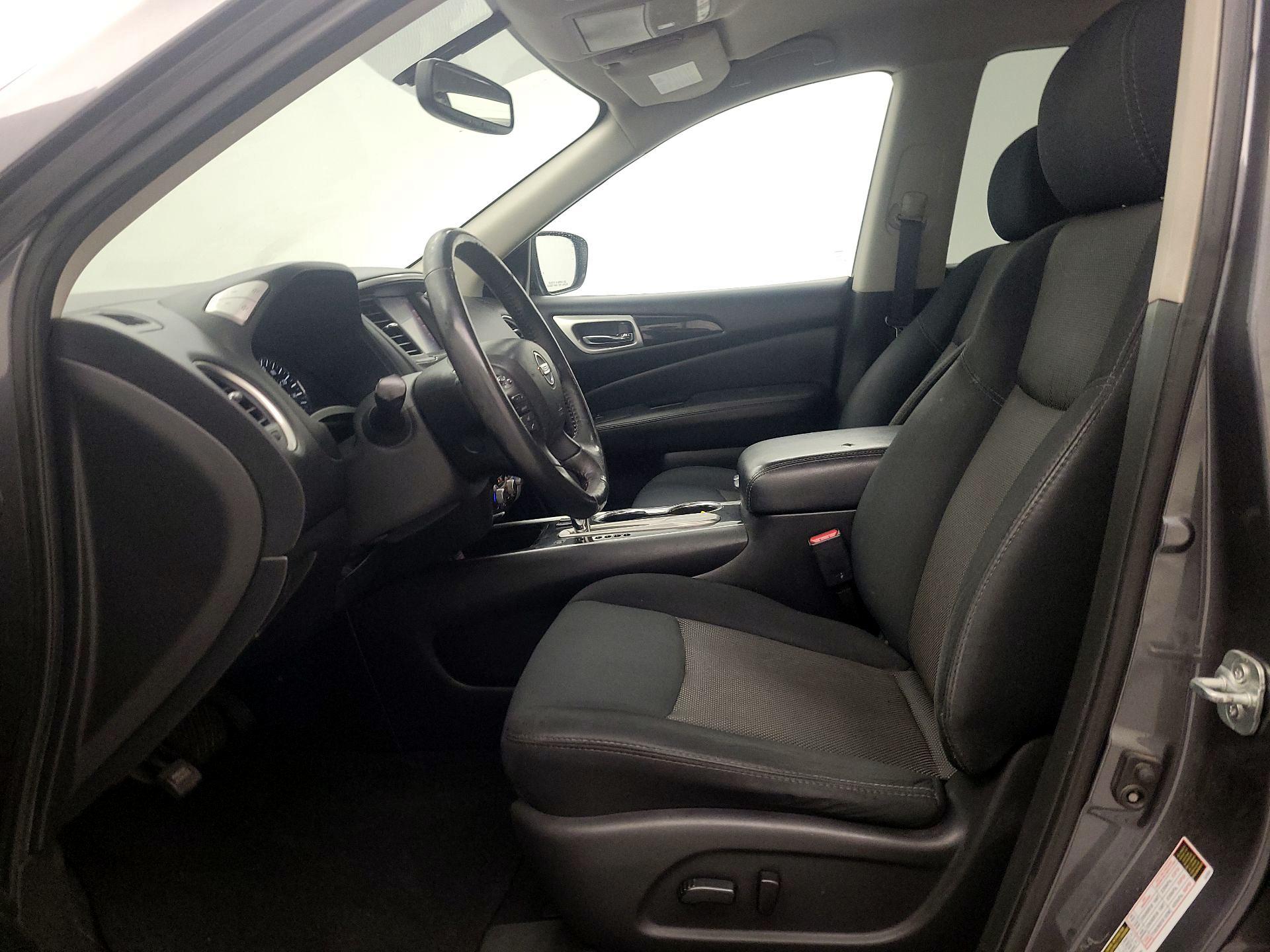 Thumbnail: 2018 Nissan Pathfinder - 11