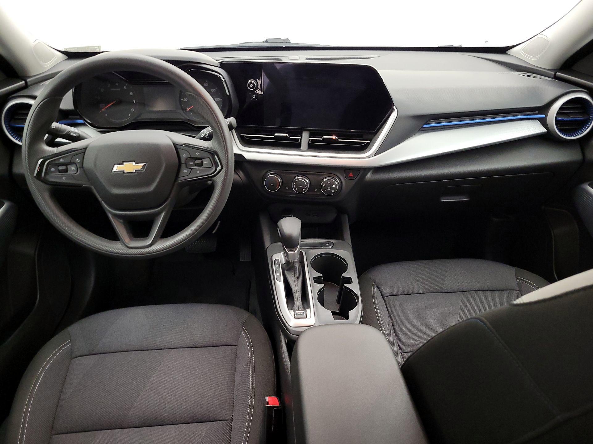 Thumbnail: 2025 Chevrolet Trax - 9