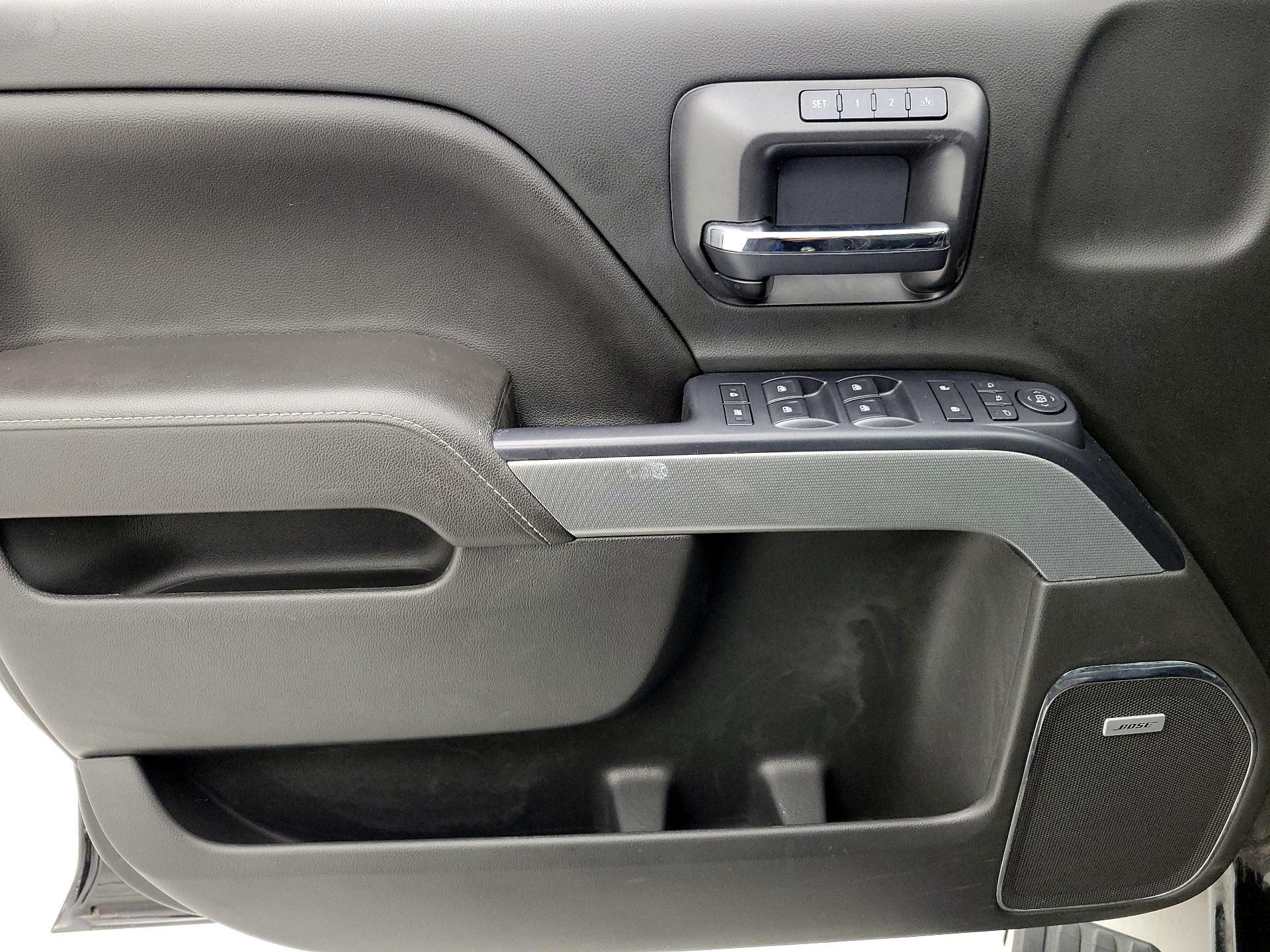 Thumbnail: 2017 Chevrolet Silverado 1500 - 12
