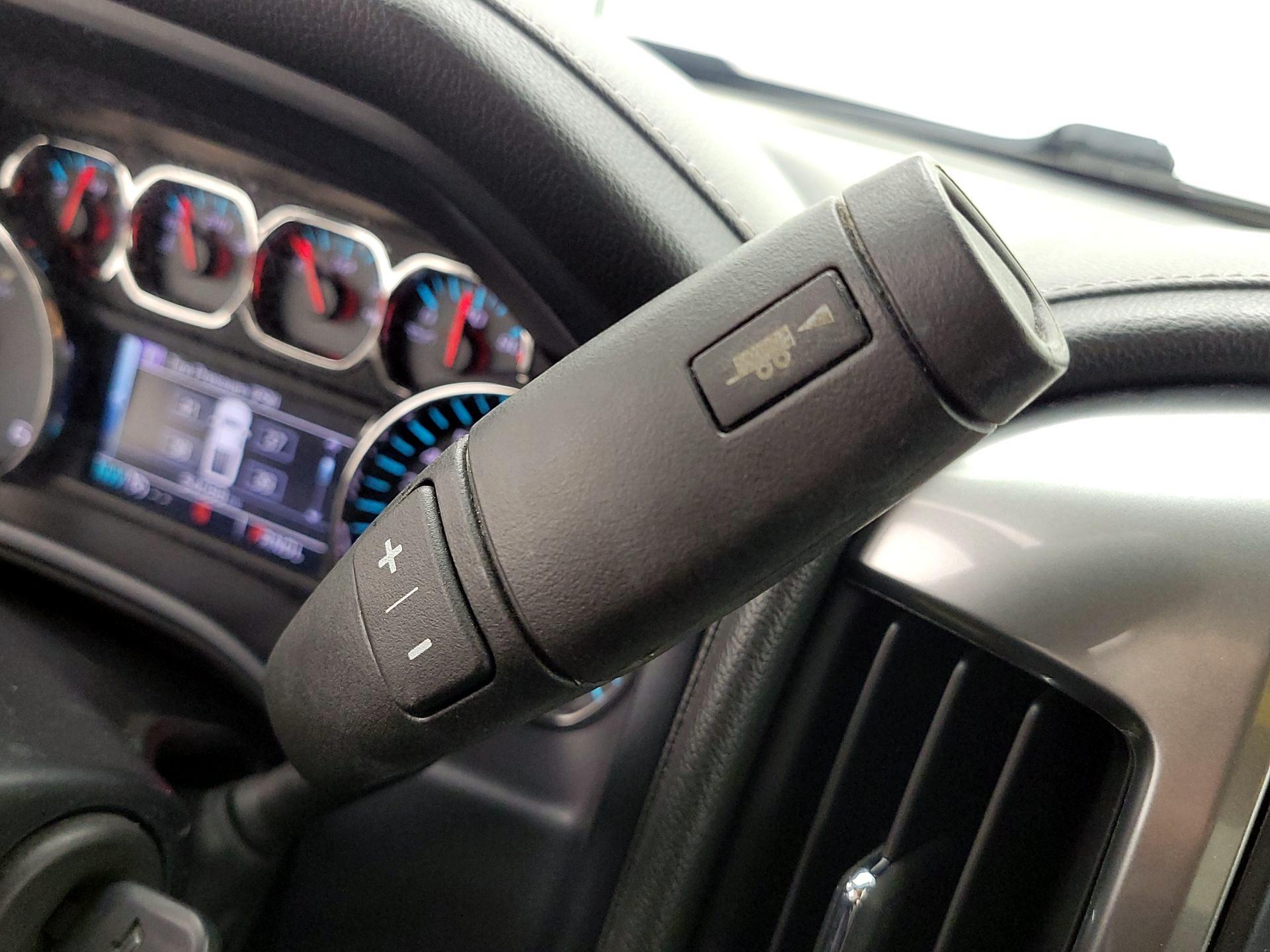 Thumbnail: 2017 Chevrolet Silverado 1500 - 18